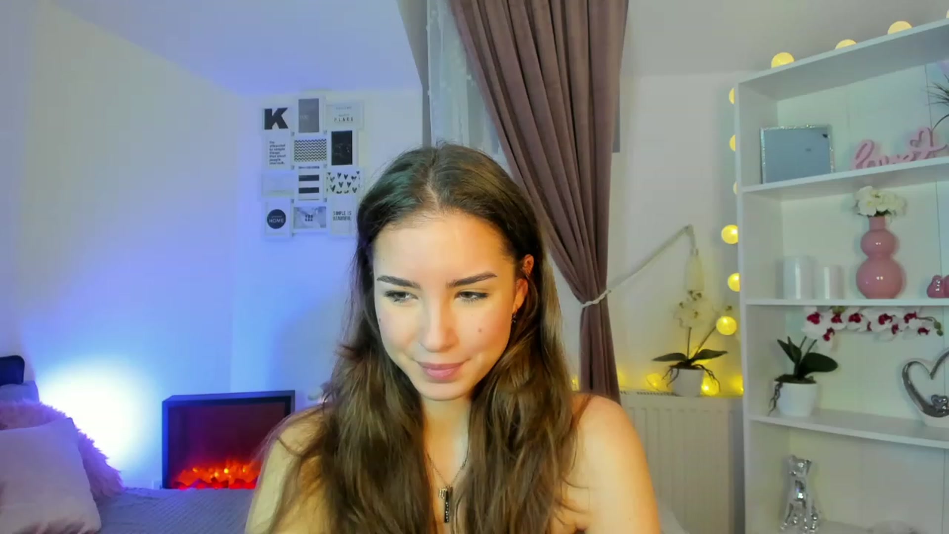 Gallery image thumbnail from Shy_jane's myfreecams stream on, 12/15/2022, 11:21 image 20 of 20