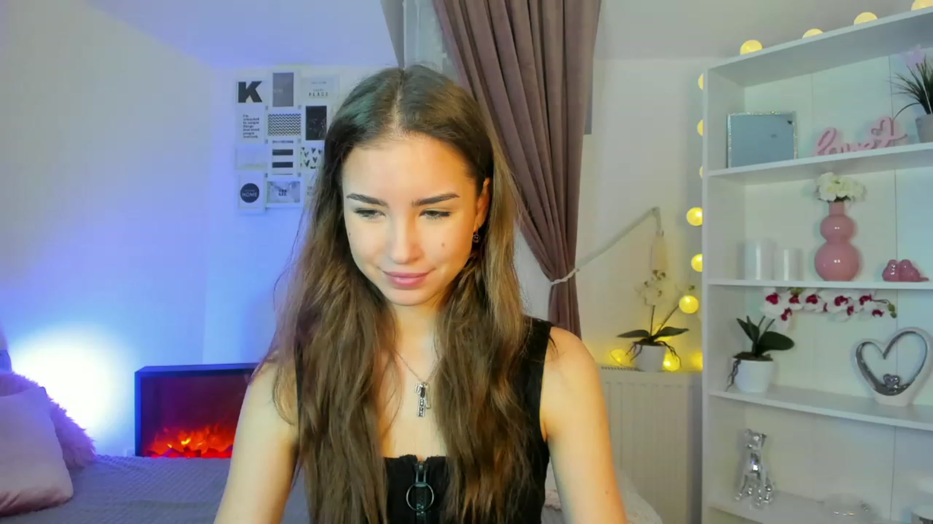 Gallery image thumbnail from Shy_jane's myfreecams stream on, 12/15/2022, 11:21 image 6 of 20