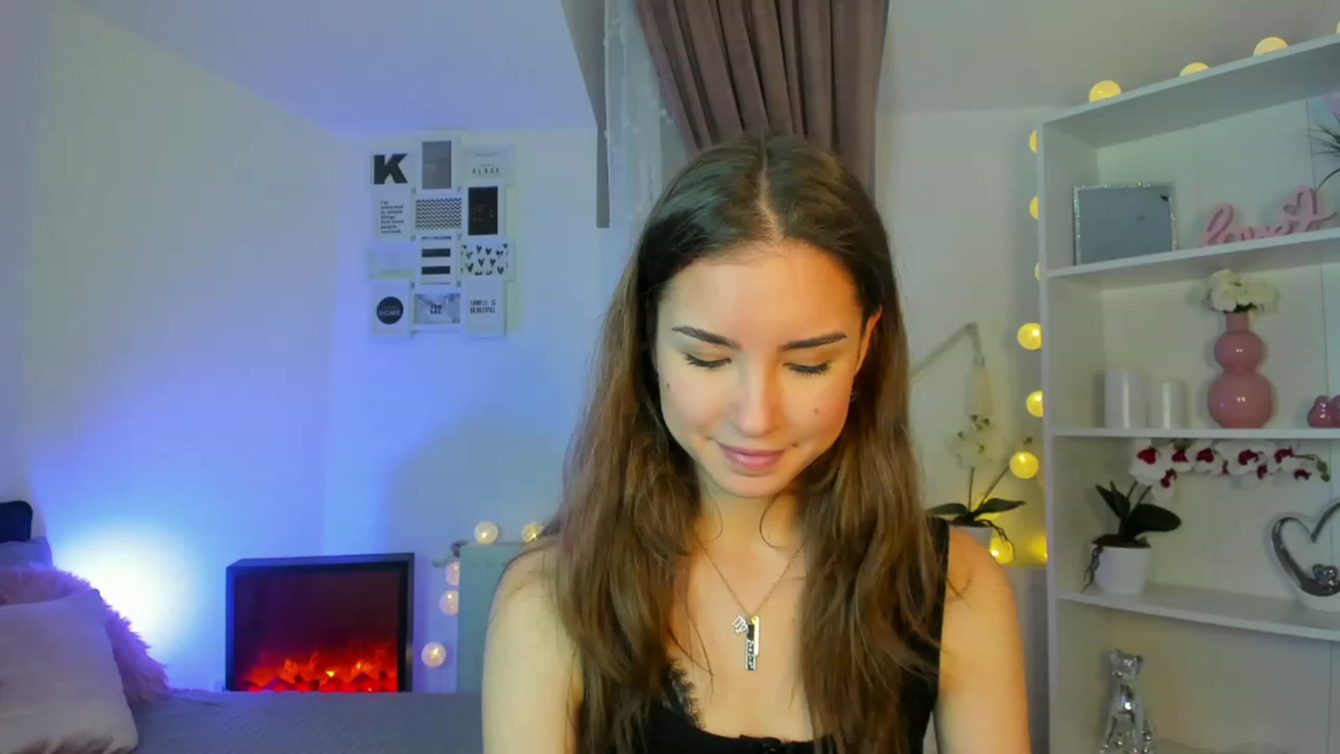 Gallery image thumbnail from Shy_jane's myfreecams stream on, 12/15/2022, 11:49 image 19 of 20