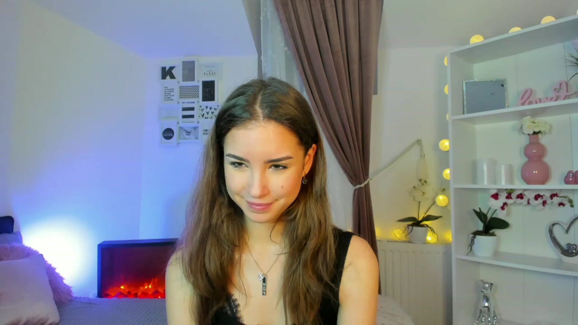 Gallery image thumbnail from Shy_jane's myfreecams stream on, 12/15/2022, 12:16 image 9 of 20