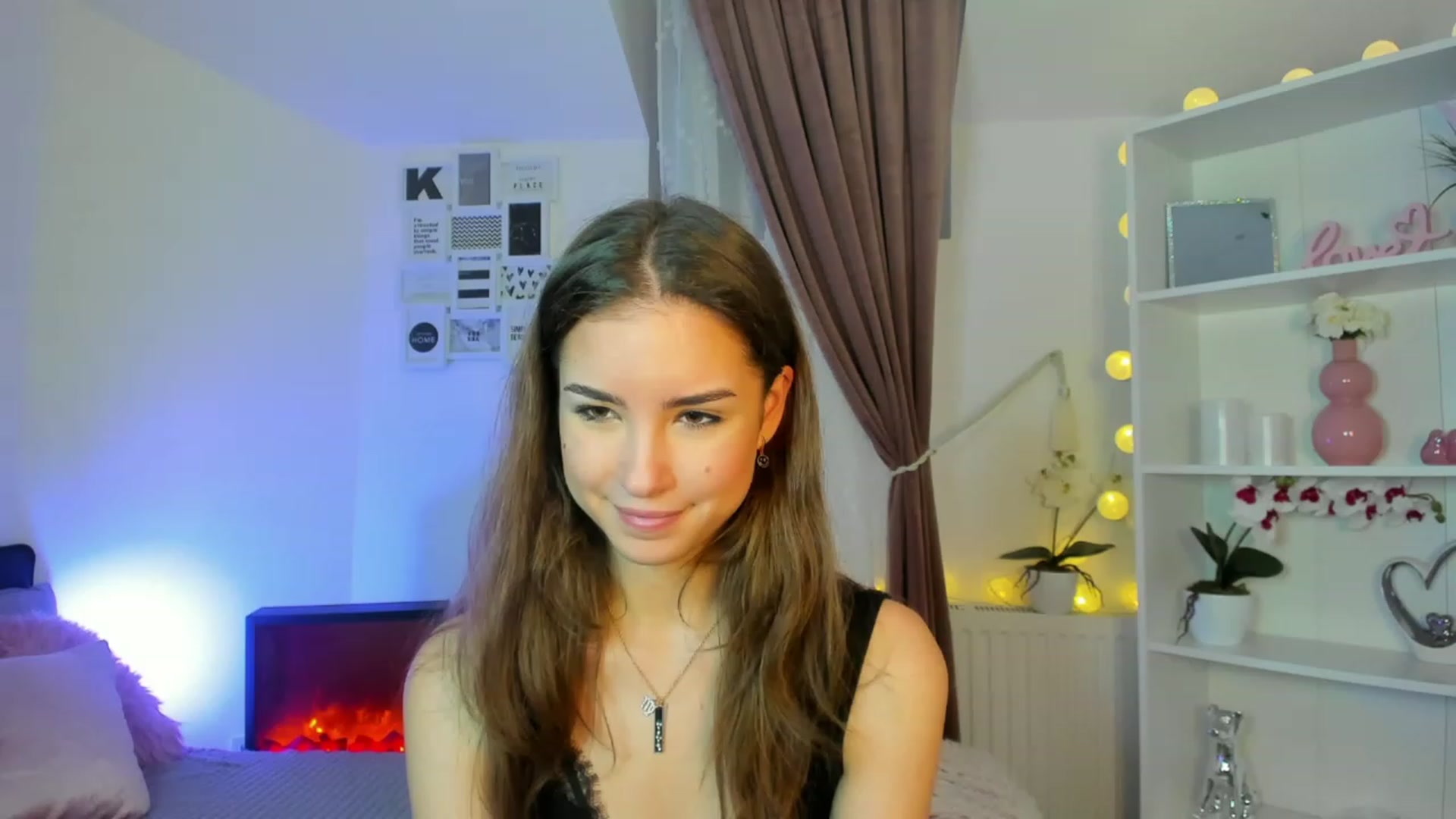 Gallery image thumbnail from Shy_jane's myfreecams stream on, 12/15/2022, 12:16 image 1 of 20