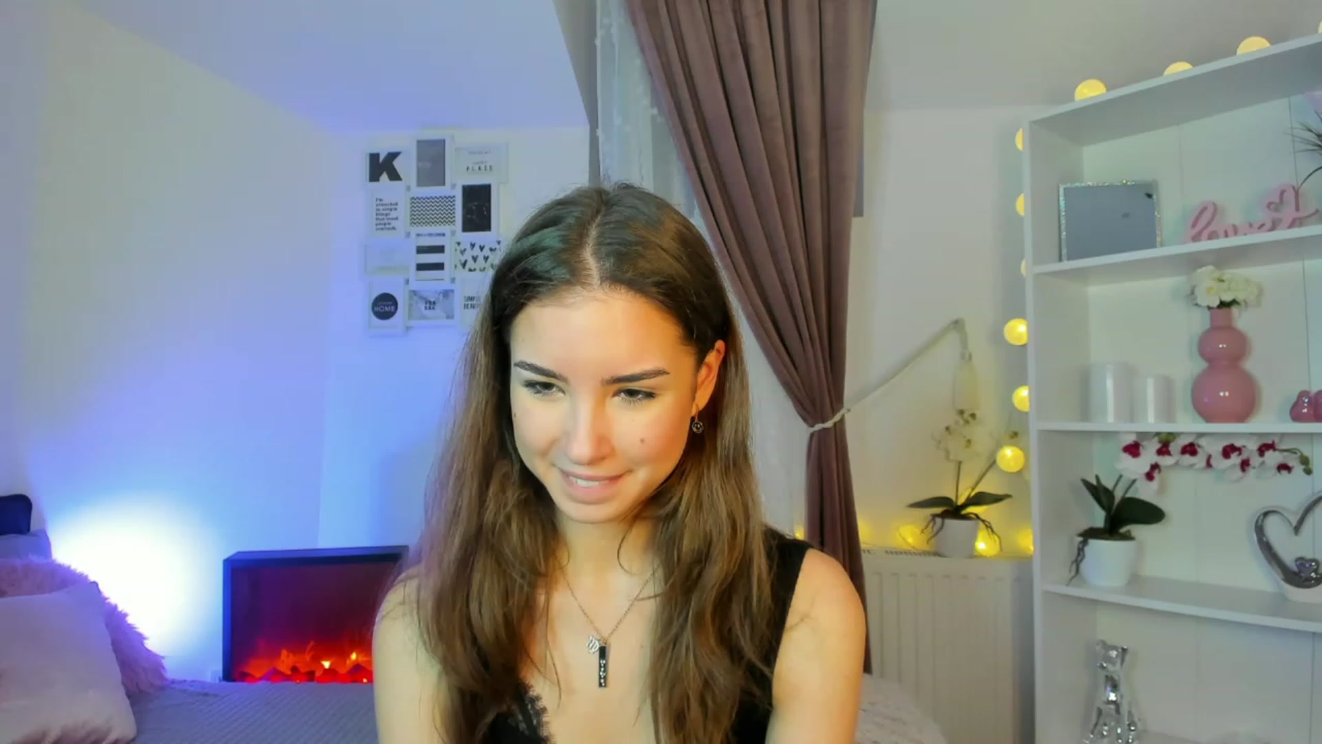 Gallery image thumbnail from Shy_jane's myfreecams stream on, 12/15/2022, 12:16 image 5 of 20