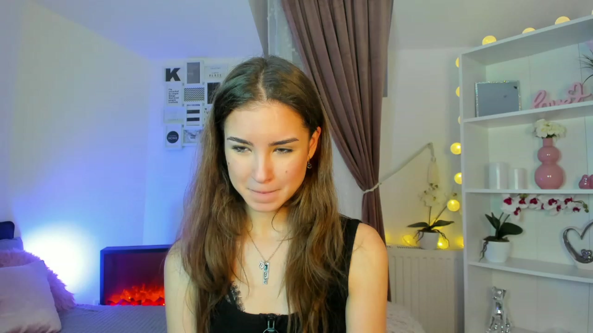 Gallery image thumbnail from Shy_jane's myfreecams stream on, 12/15/2022, 12:16 image 3 of 20