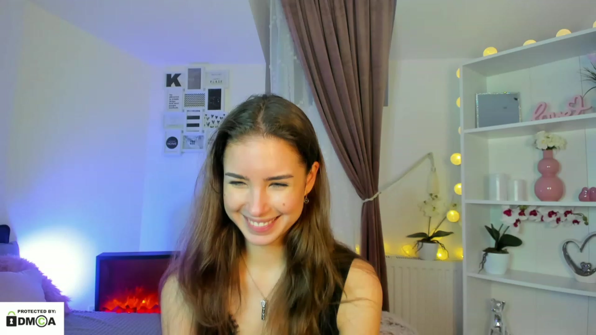 Gallery image thumbnail from Shy_jane's myfreecams stream on, 12/15/2022, 18:23 image 15 of 20