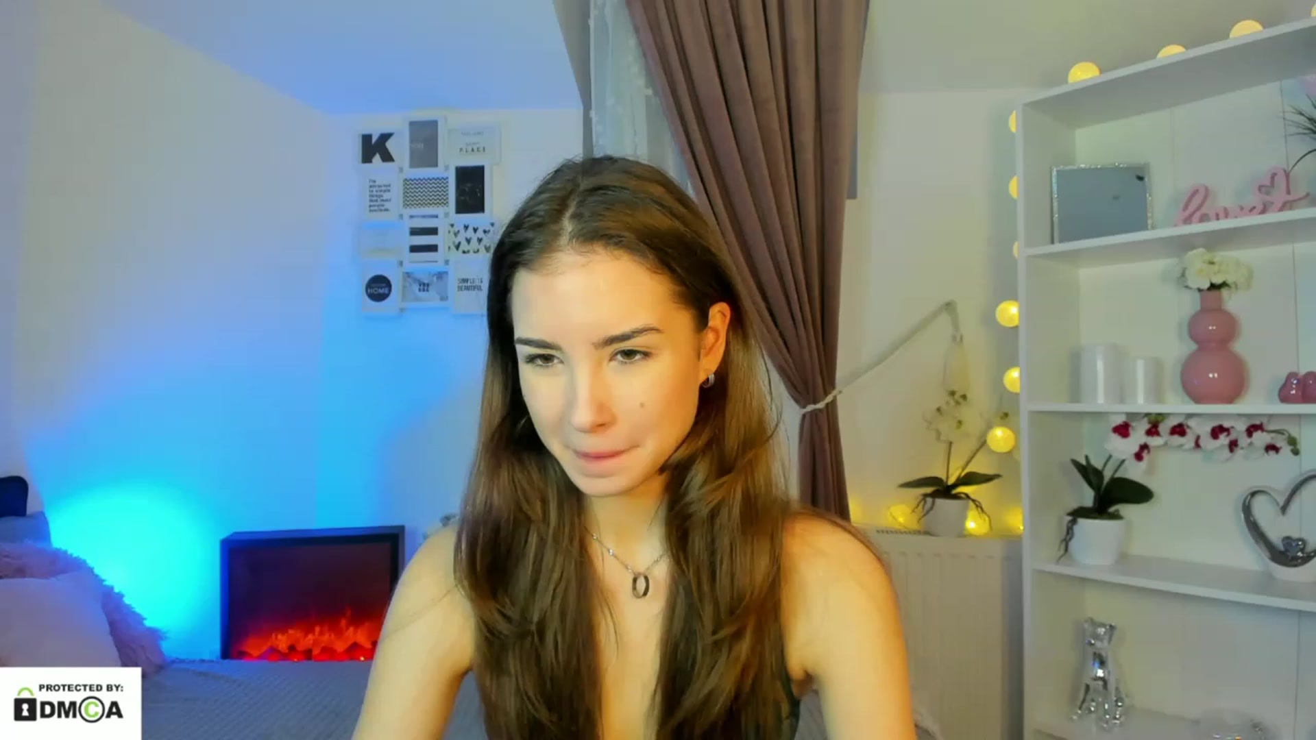 Gallery image thumbnail from Shy_jane's myfreecams stream on, 12/18/2022, 10:10 image 17 of 20