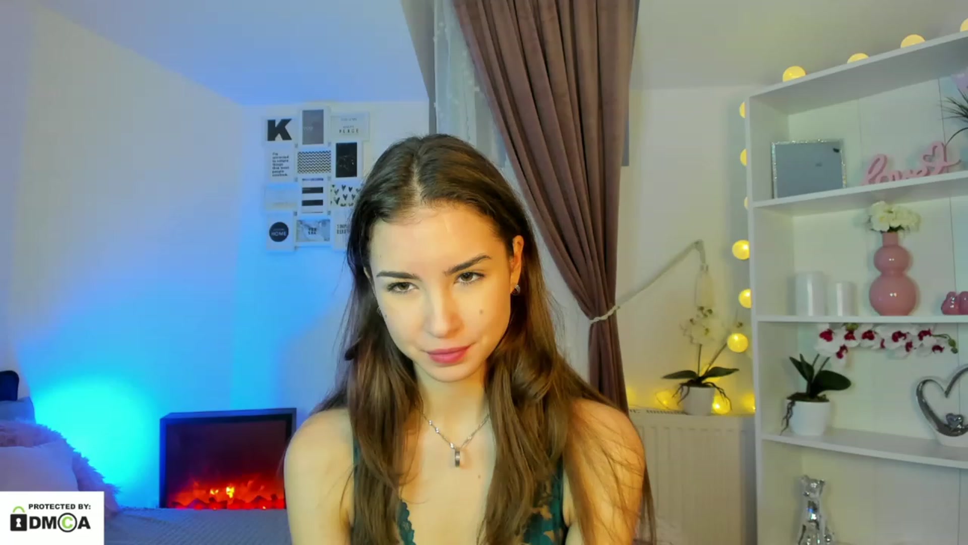 Gallery image thumbnail from Shy_jane's myfreecams stream on, 12/18/2022, 10:59 image 2 of 20
