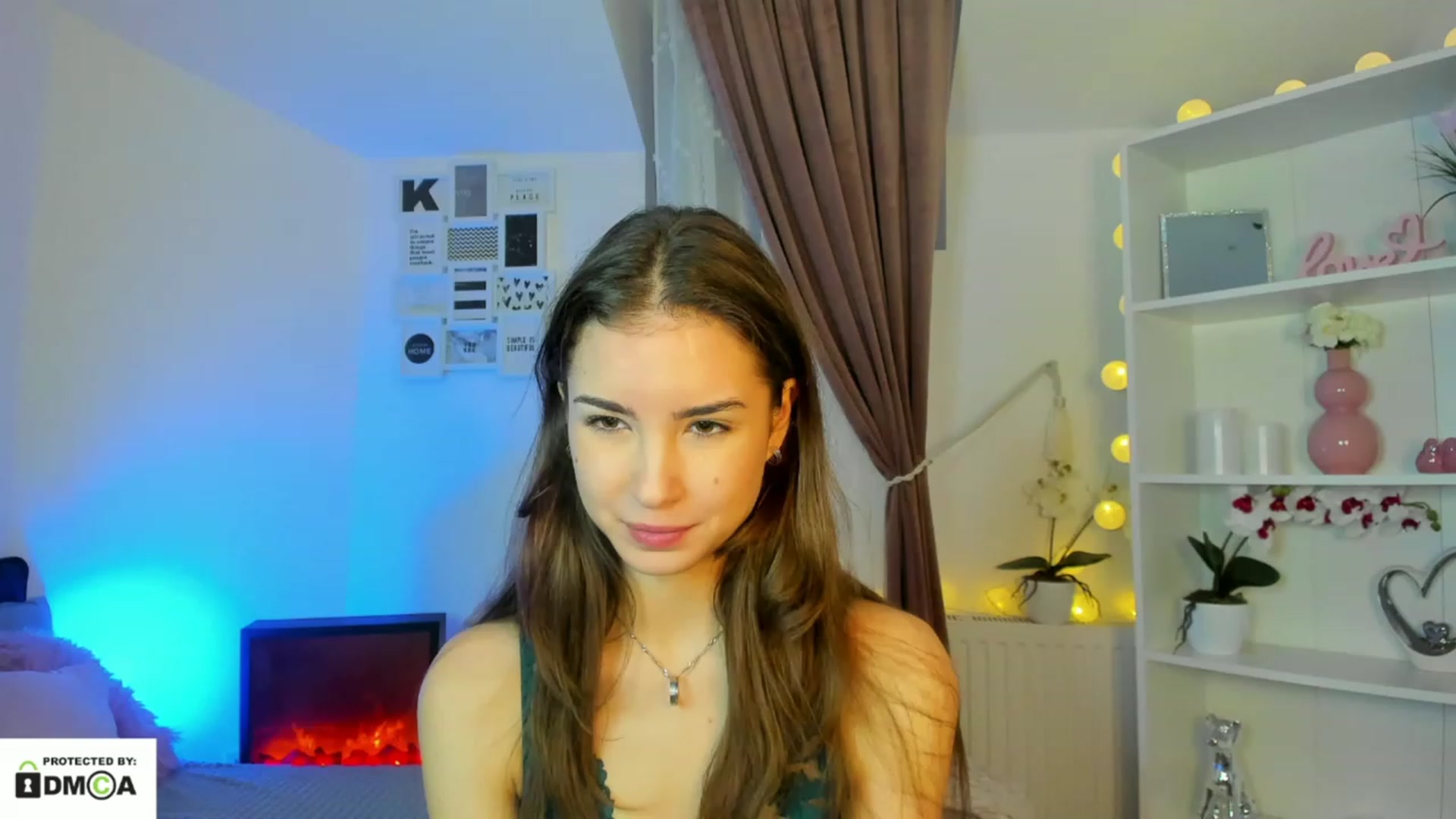 Gallery image thumbnail from Shy_jane's myfreecams stream on, 12/18/2022, 10:59 image 17 of 20