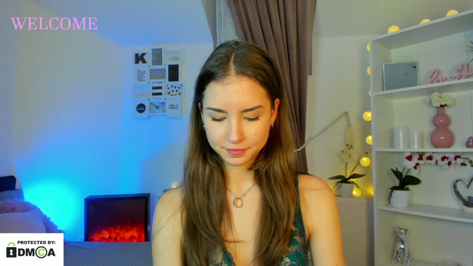 Gallery image thumbnail from Shy_jane's myfreecams stream on, 12/18/2022, 16:52 image 18 of 20