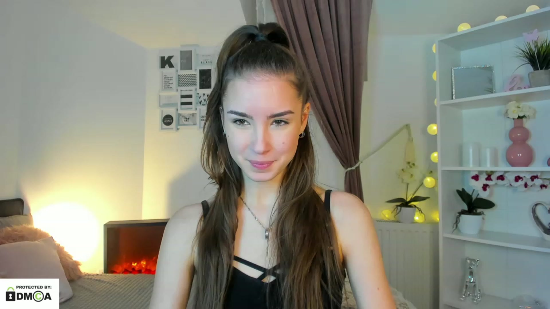 Gallery image thumbnail from Shy_jane's myfreecams stream on, 12/20/2022, 16:35 image 17 of 20