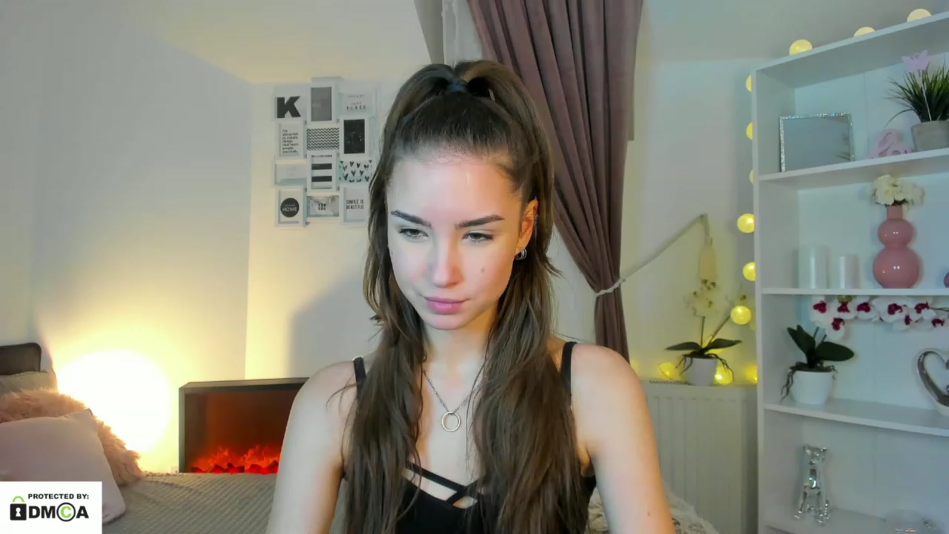 Gallery image thumbnail from Shy_jane's myfreecams stream on, 12/20/2022, 16:35 image 20 of 20