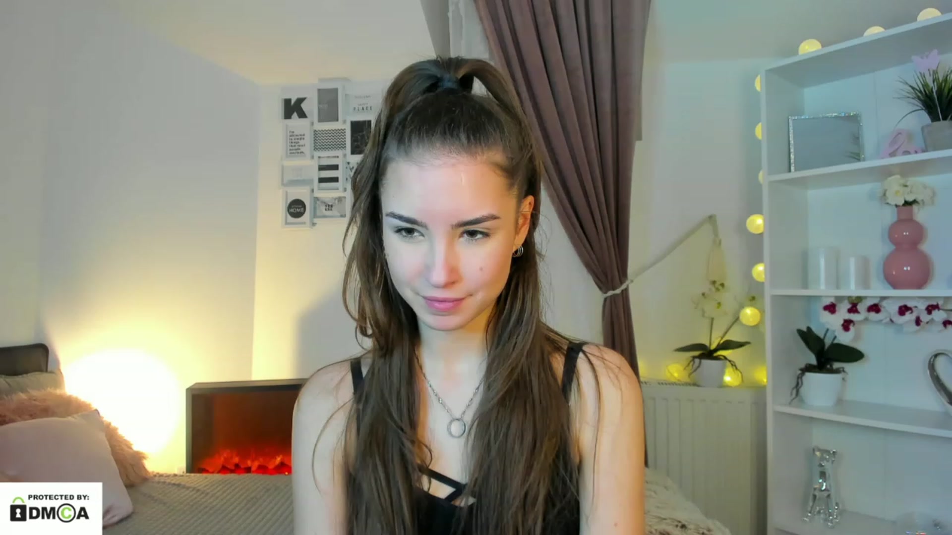 Gallery image thumbnail from Shy_jane's myfreecams stream on, 12/20/2022, 16:35 image 11 of 20