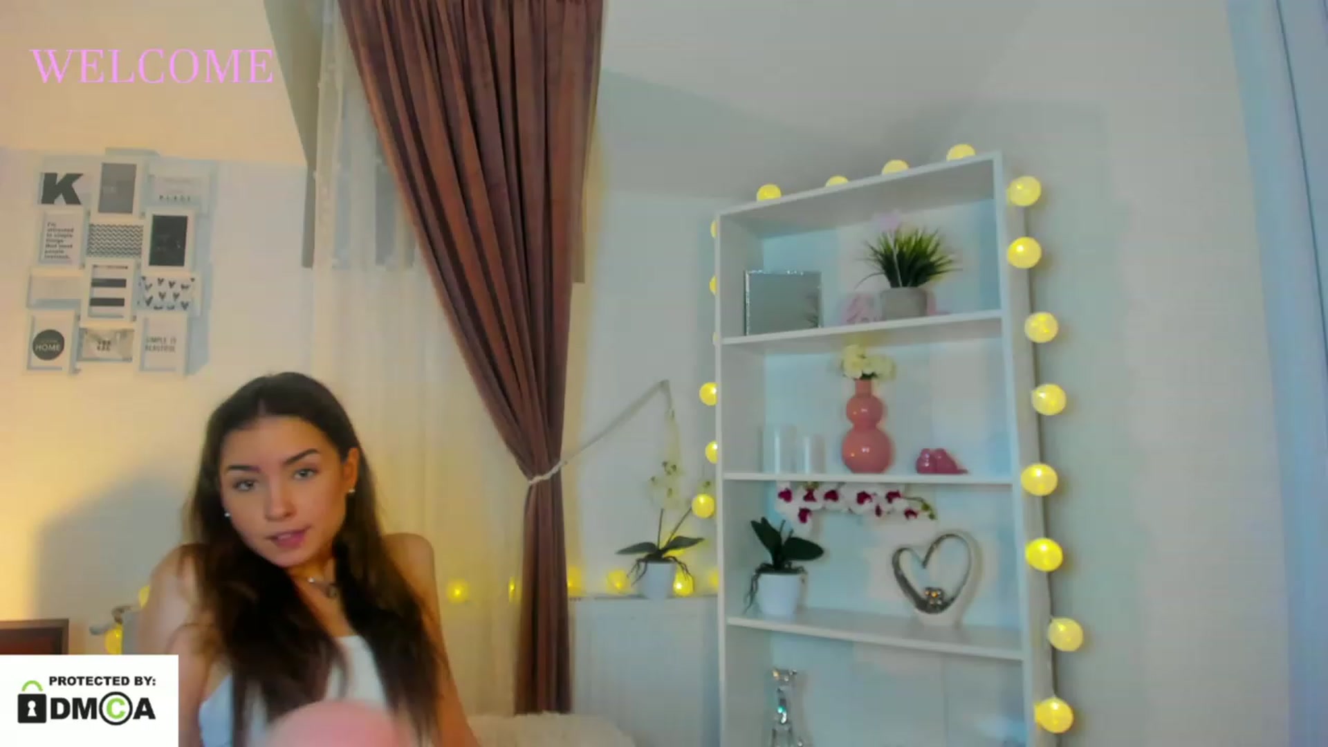 Gallery image thumbnail from Shy_jane's myfreecams stream on, 12/23/2022, 17:29 image 5 of 20