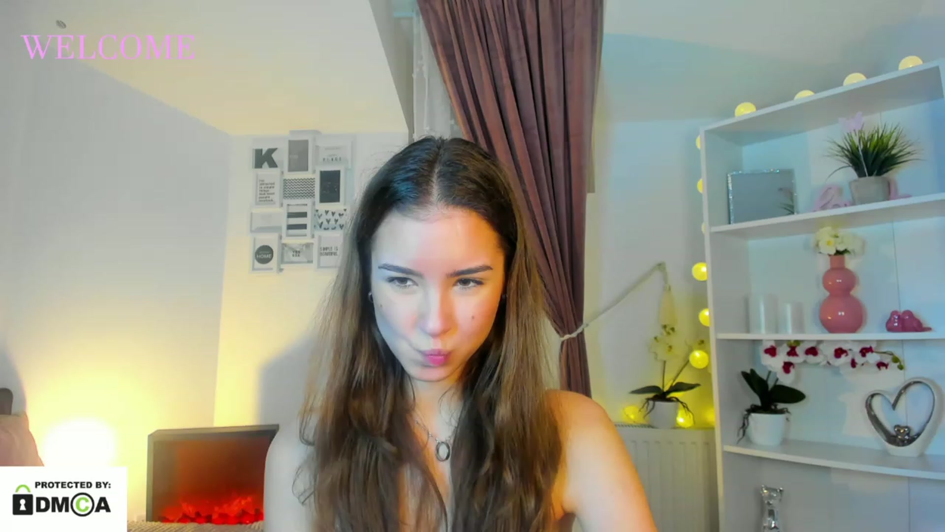 Gallery image thumbnail from Shy_jane's myfreecams stream on, 12/23/2022, 17:29 image 9 of 20