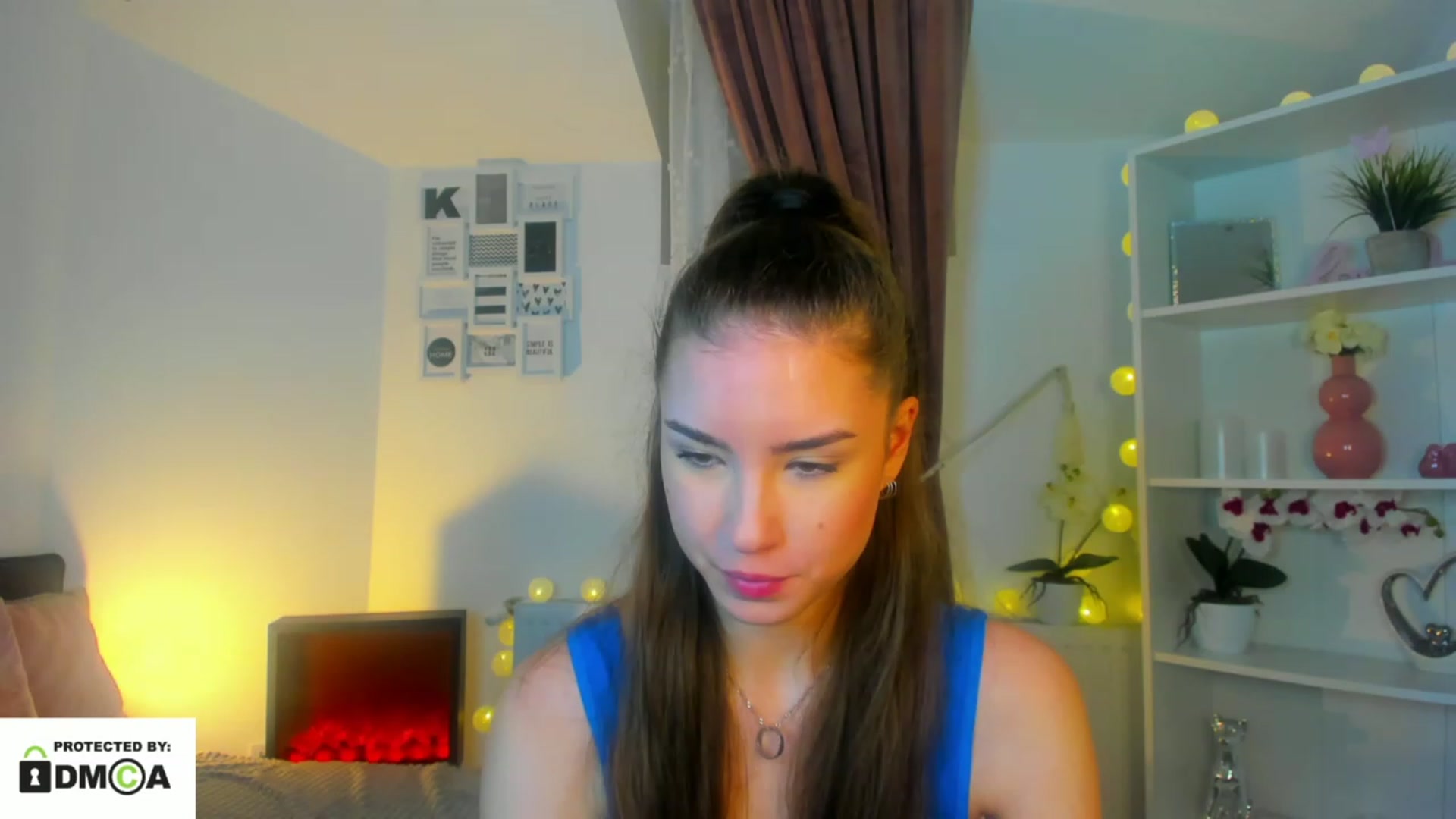 Gallery image thumbnail from Shy_jane's myfreecams stream on, 12/27/2022, 17:20 image 10 of 20