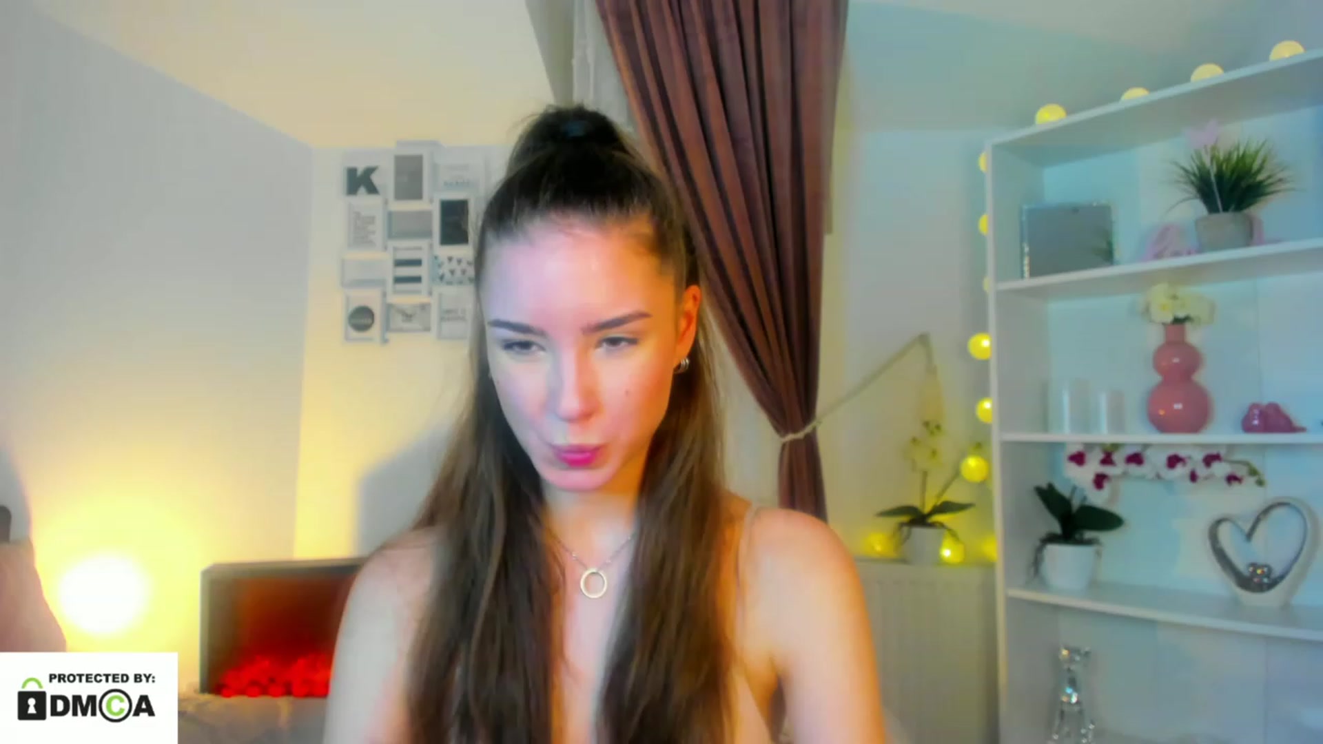 Gallery image thumbnail from Shy_jane's myfreecams stream on, 12/27/2022, 17:54 image 2 of 20