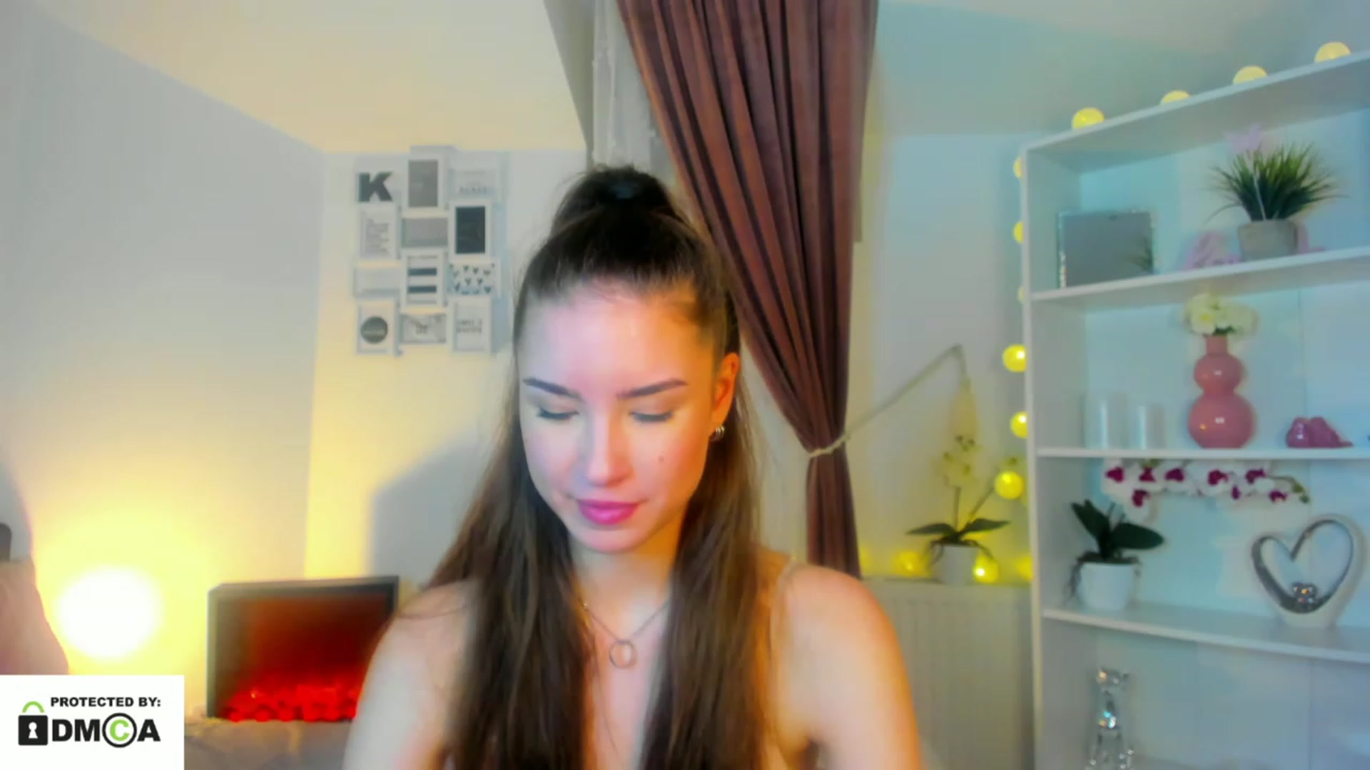 Gallery image thumbnail from Shy_jane's myfreecams stream on, 12/27/2022, 17:54 image 4 of 20