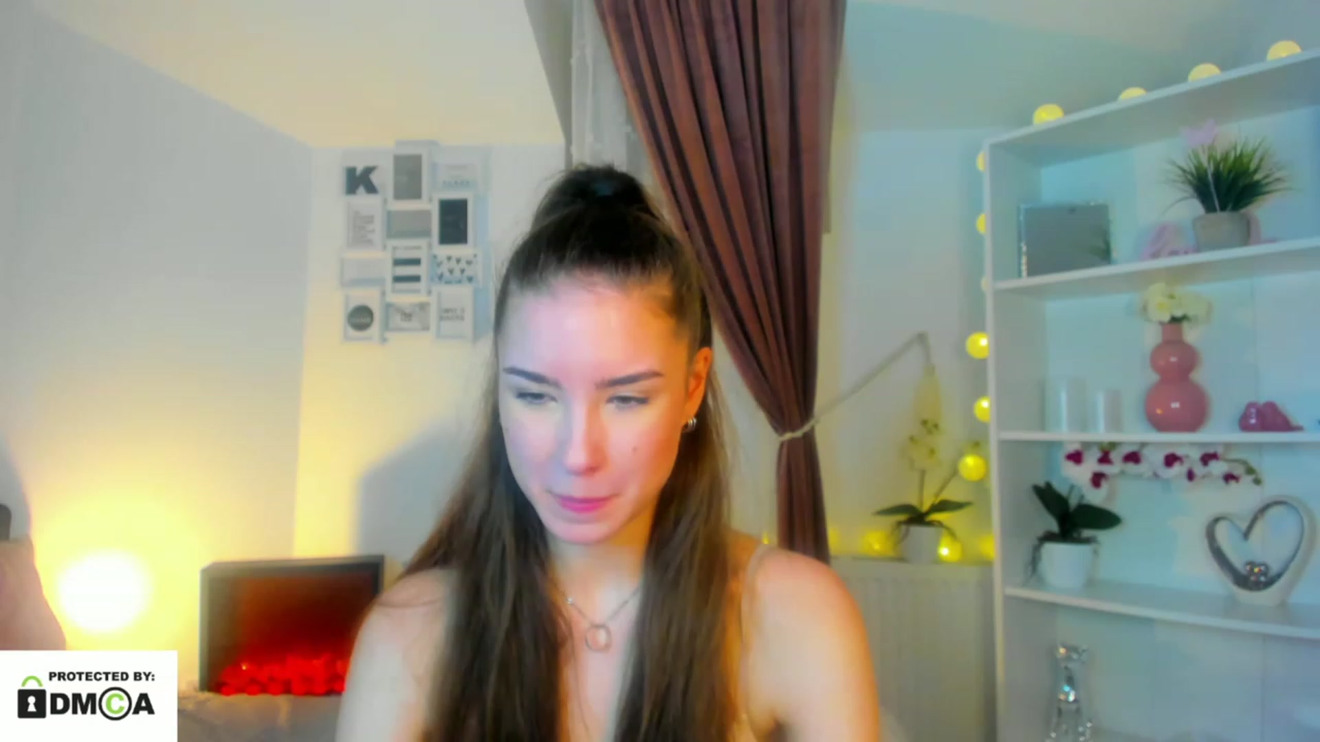 Gallery image thumbnail from Shy_jane's myfreecams stream on, 12/27/2022, 17:54 image 6 of 20