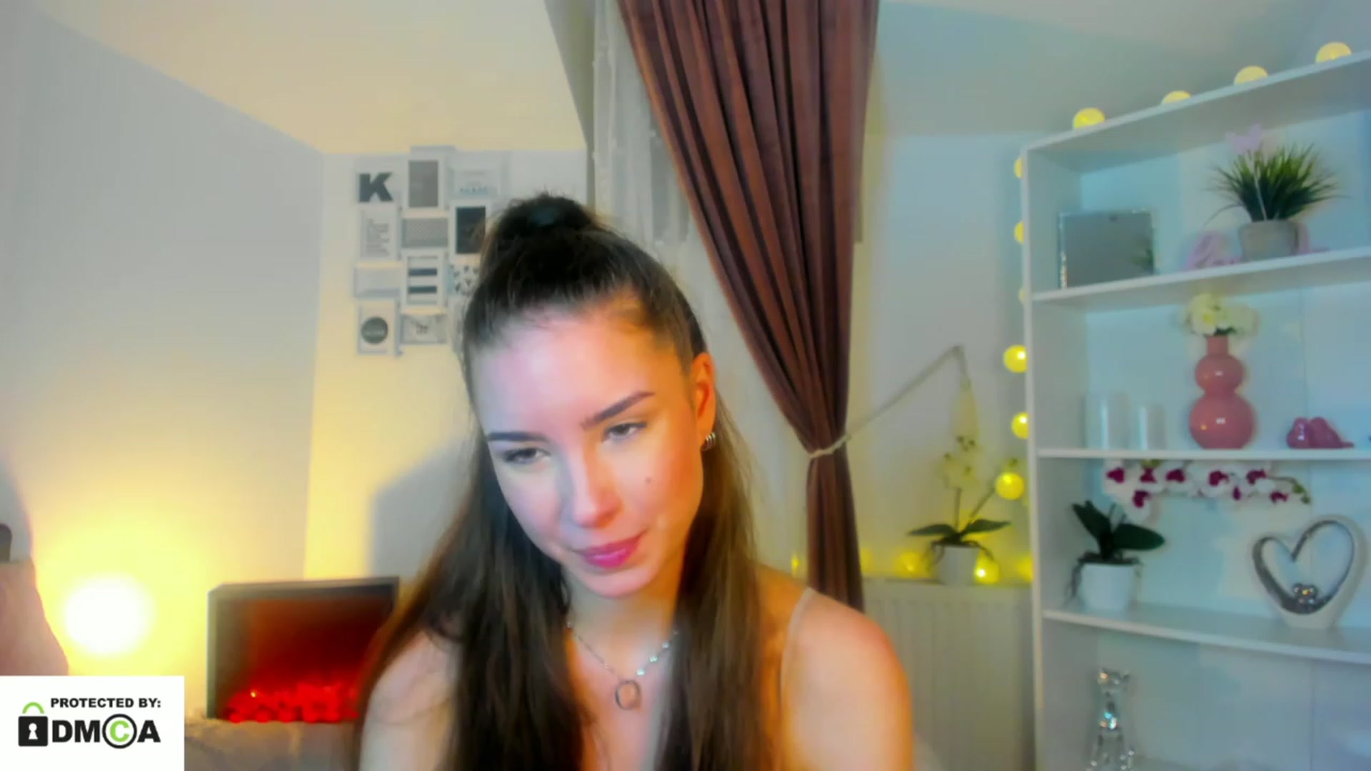 Gallery image thumbnail from Shy_jane's myfreecams stream on, 12/27/2022, 17:54 image 12 of 20