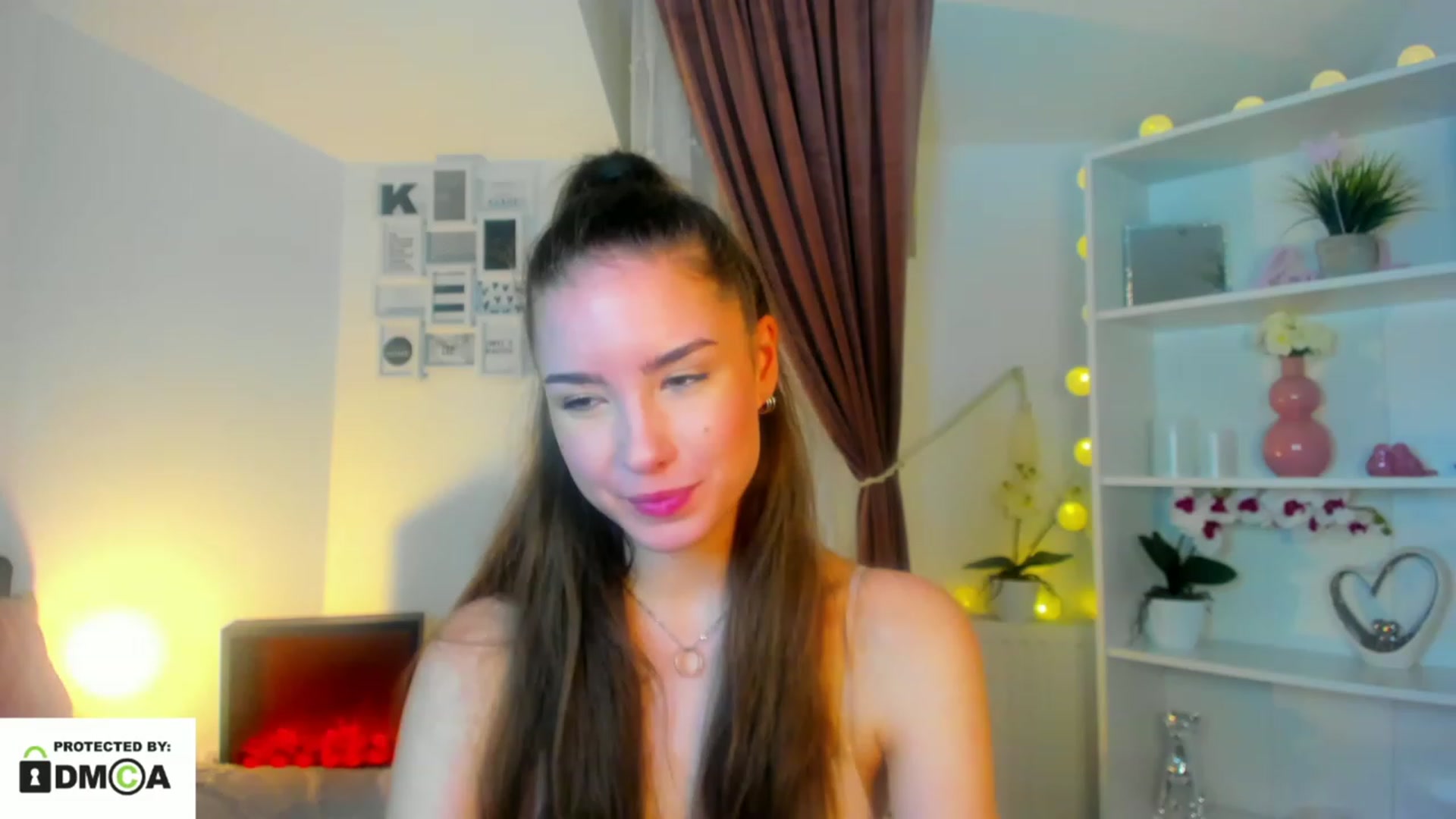 Gallery image thumbnail from Shy_jane's myfreecams stream on, 12/27/2022, 17:54 image 8 of 20