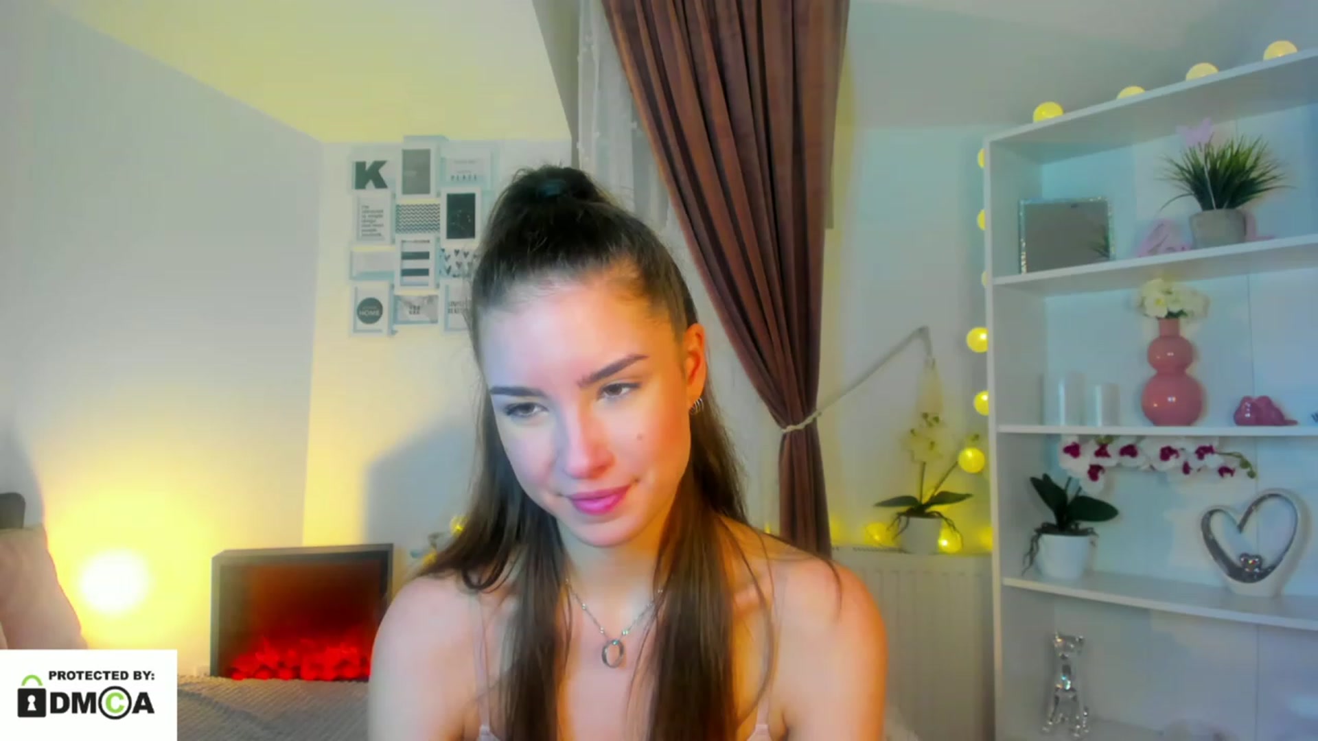 Gallery image thumbnail from Shy_jane's myfreecams stream on, 12/27/2022, 18:48 image 14 of 20