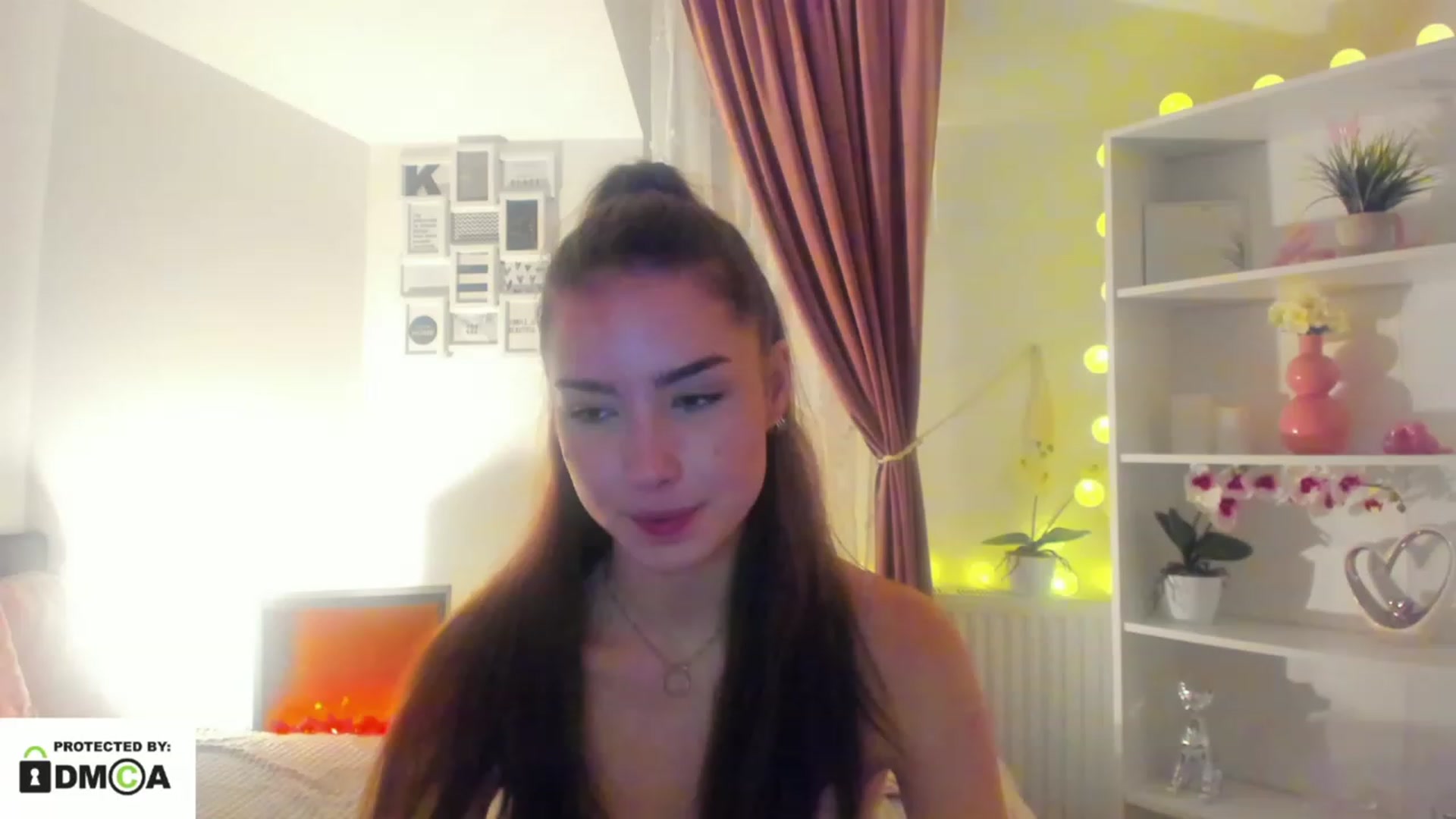 Gallery image thumbnail from Shy_jane's myfreecams stream on, 12/27/2022, 18:48 image 3 of 20
