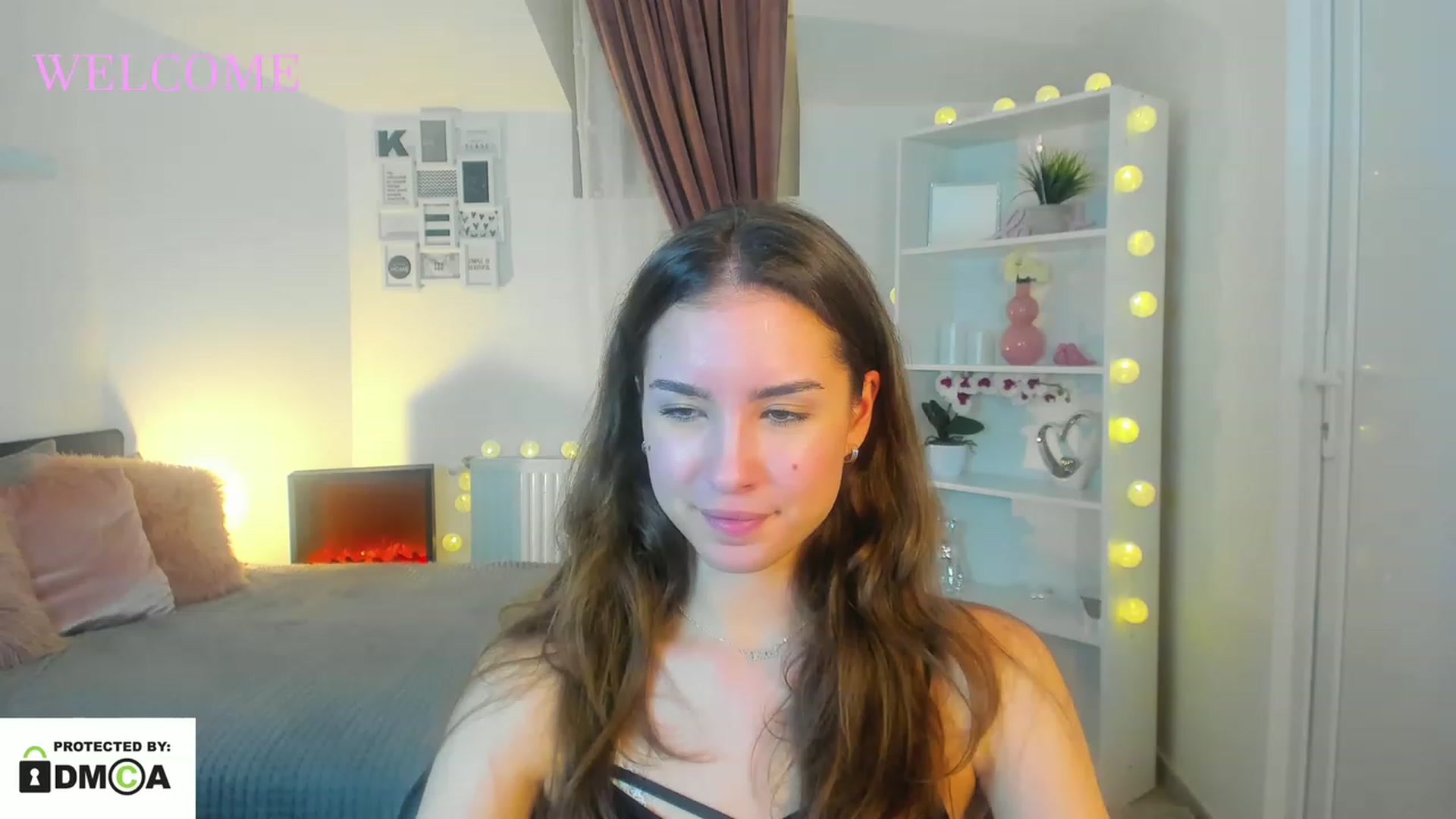 Gallery image thumbnail from Shy_jane's myfreecams stream on, 01/01/2023, 18:42 image 4 of 20