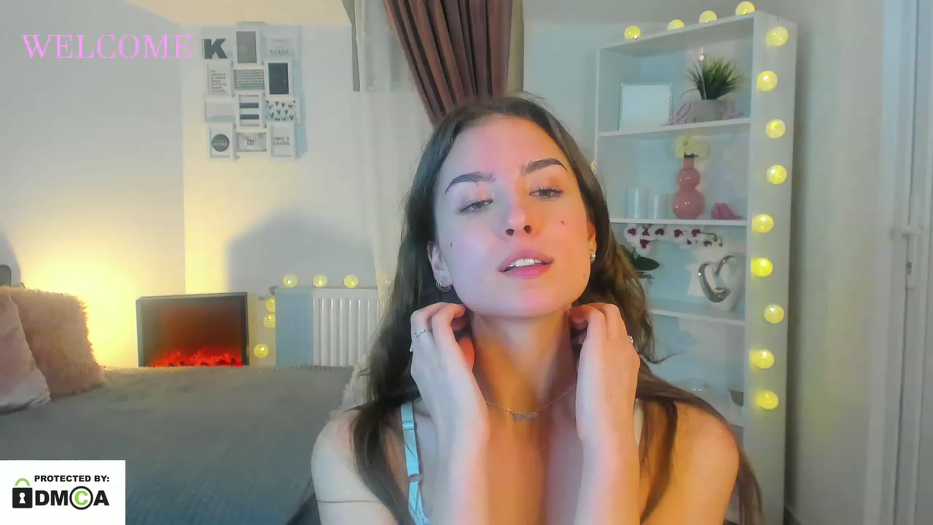 Gallery image thumbnail from Shy_jane's myfreecams stream on, 01/01/2023, 20:15 image 5 of 20