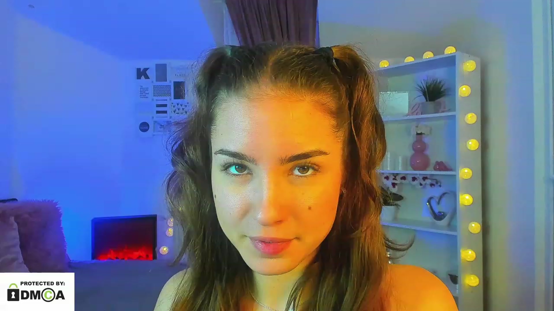 Gallery image thumbnail from Shy_jane's myfreecams stream on, 01/03/2023, 12:32 image 12 of 20