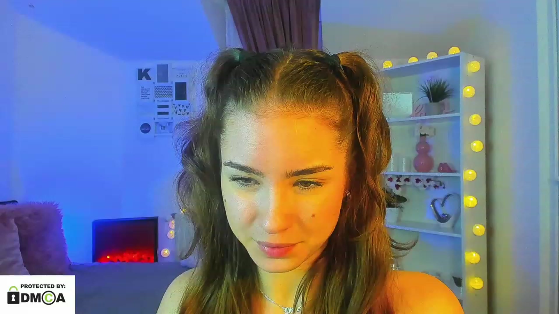 Gallery image thumbnail from Shy_jane's myfreecams stream on, 01/03/2023, 12:32 image 11 of 20