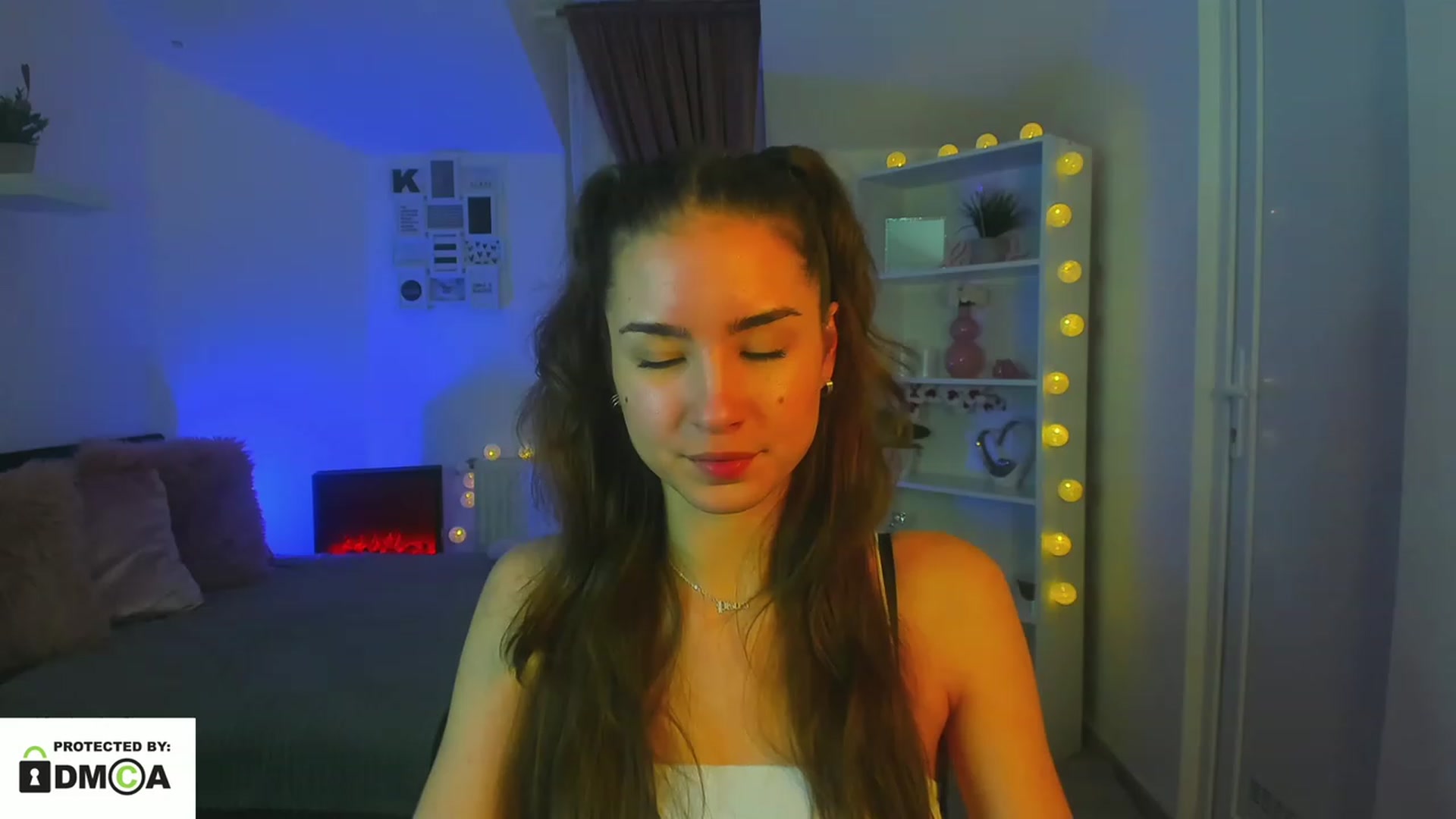 Gallery image thumbnail from Shy_jane's myfreecams stream on, 01/03/2023, 16:58 image 5 of 20