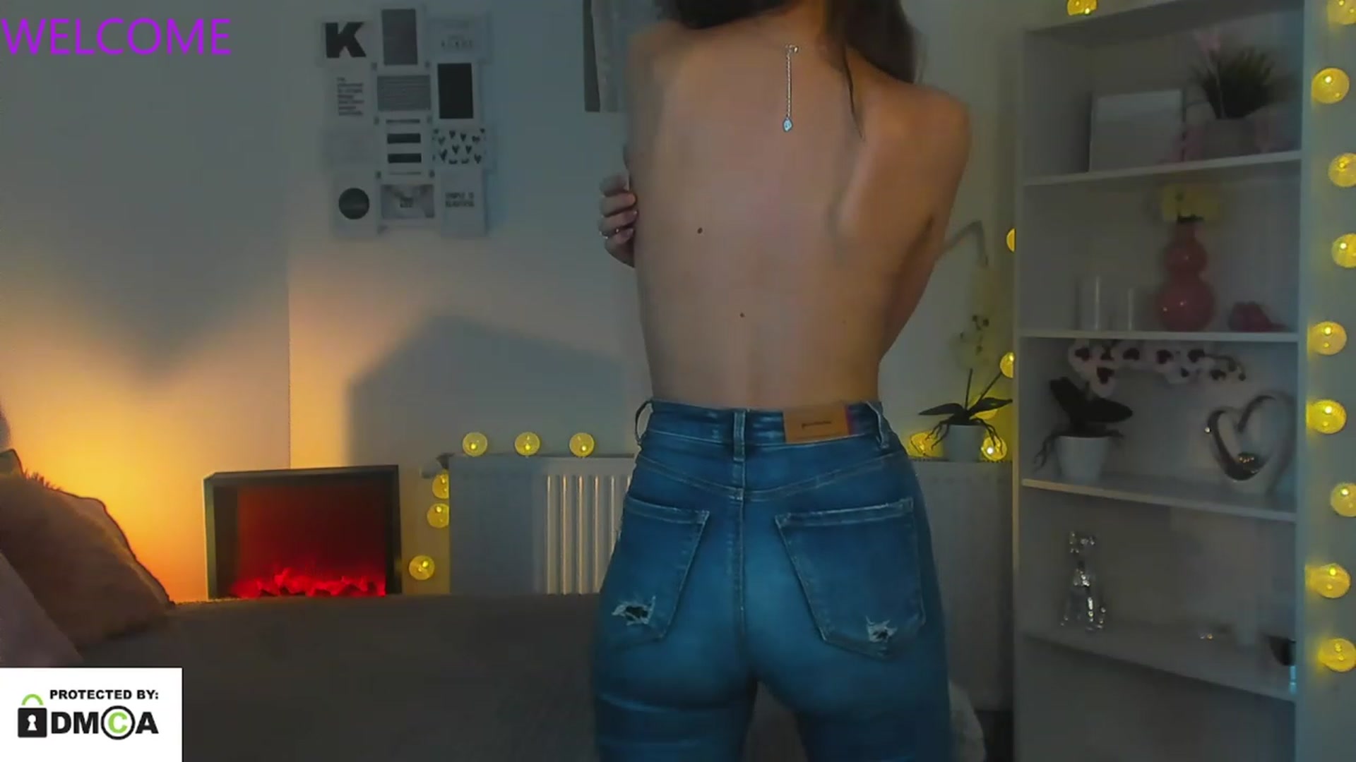 Gallery image thumbnail from Shy_jane's myfreecams stream on, 01/12/2023, 12:03 image 18 of 20