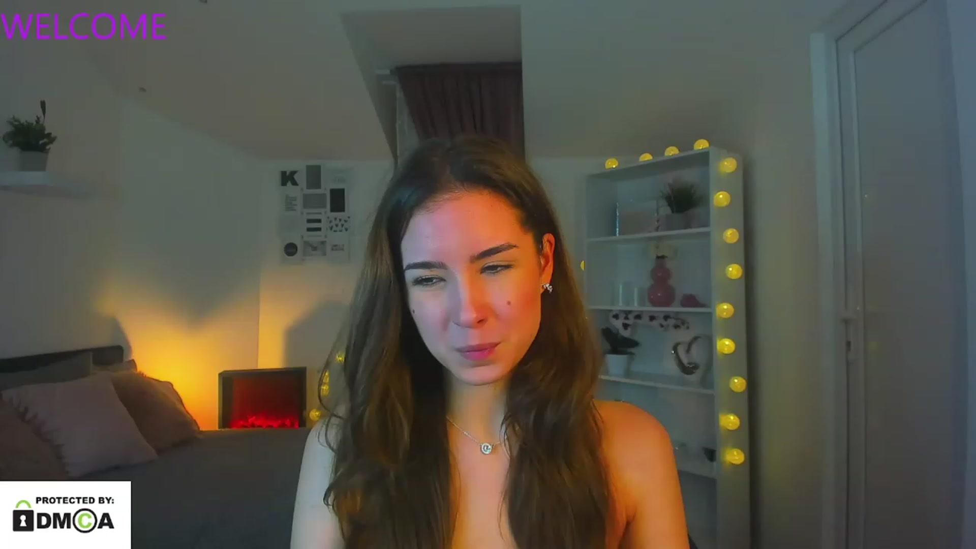 Gallery image thumbnail from Shy_jane's myfreecams stream on, 01/12/2023, 14:17 image 18 of 20