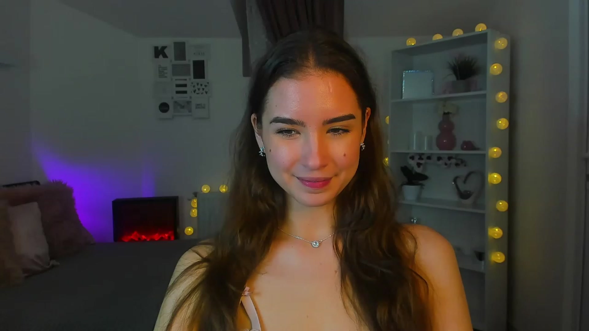 Gallery image thumbnail from Shy_jane's myfreecams stream on, 01/16/2023, 16:23 image 20 of 20