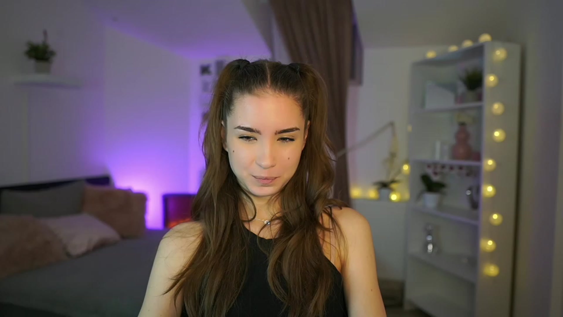 Gallery image thumbnail from Shy_jane's myfreecams stream on, 01/19/2023, 11:37 image 20 of 20