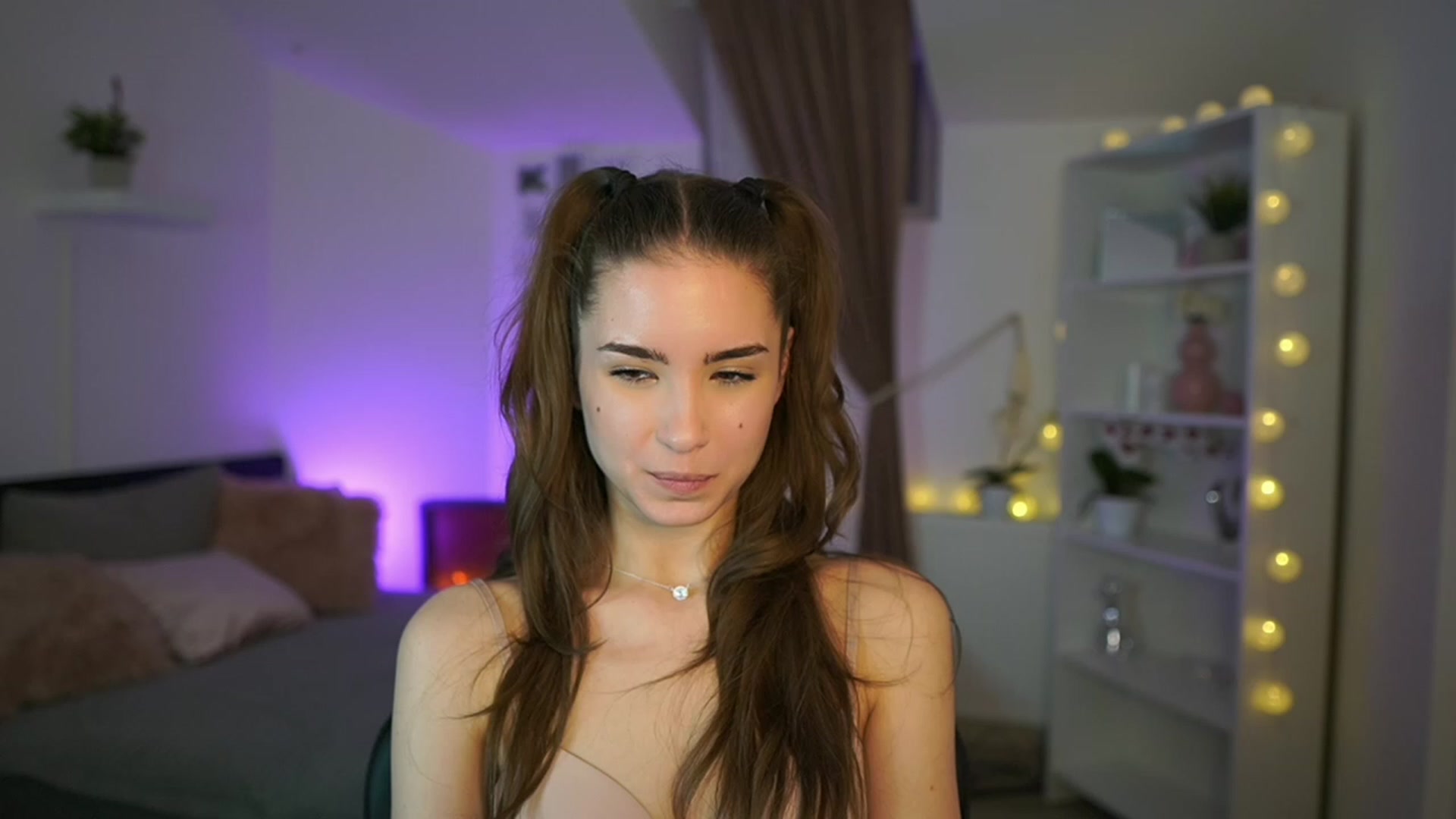 Gallery image thumbnail from Shy_jane's myfreecams stream on, 01/19/2023, 15:58 image 7 of 20