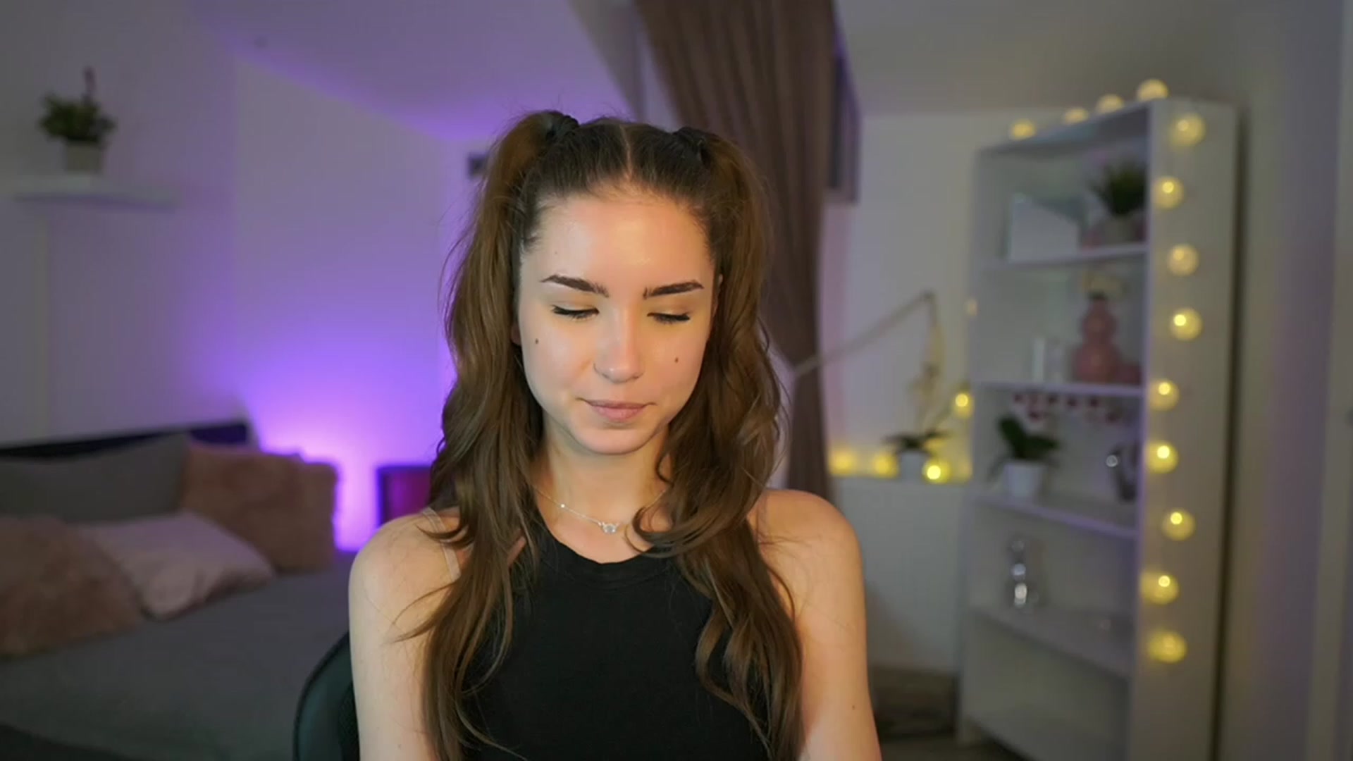 Gallery image thumbnail from Shy_jane's myfreecams stream on, 01/19/2023, 17:00 image 19 of 20