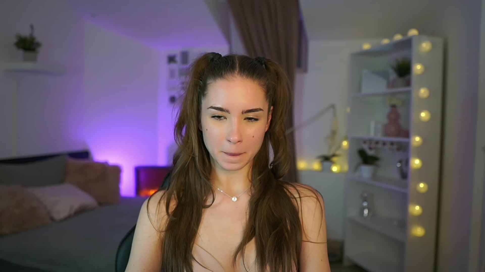 Gallery image thumbnail from Shy_jane's myfreecams stream on, 01/19/2023, 17:34 image 20 of 20