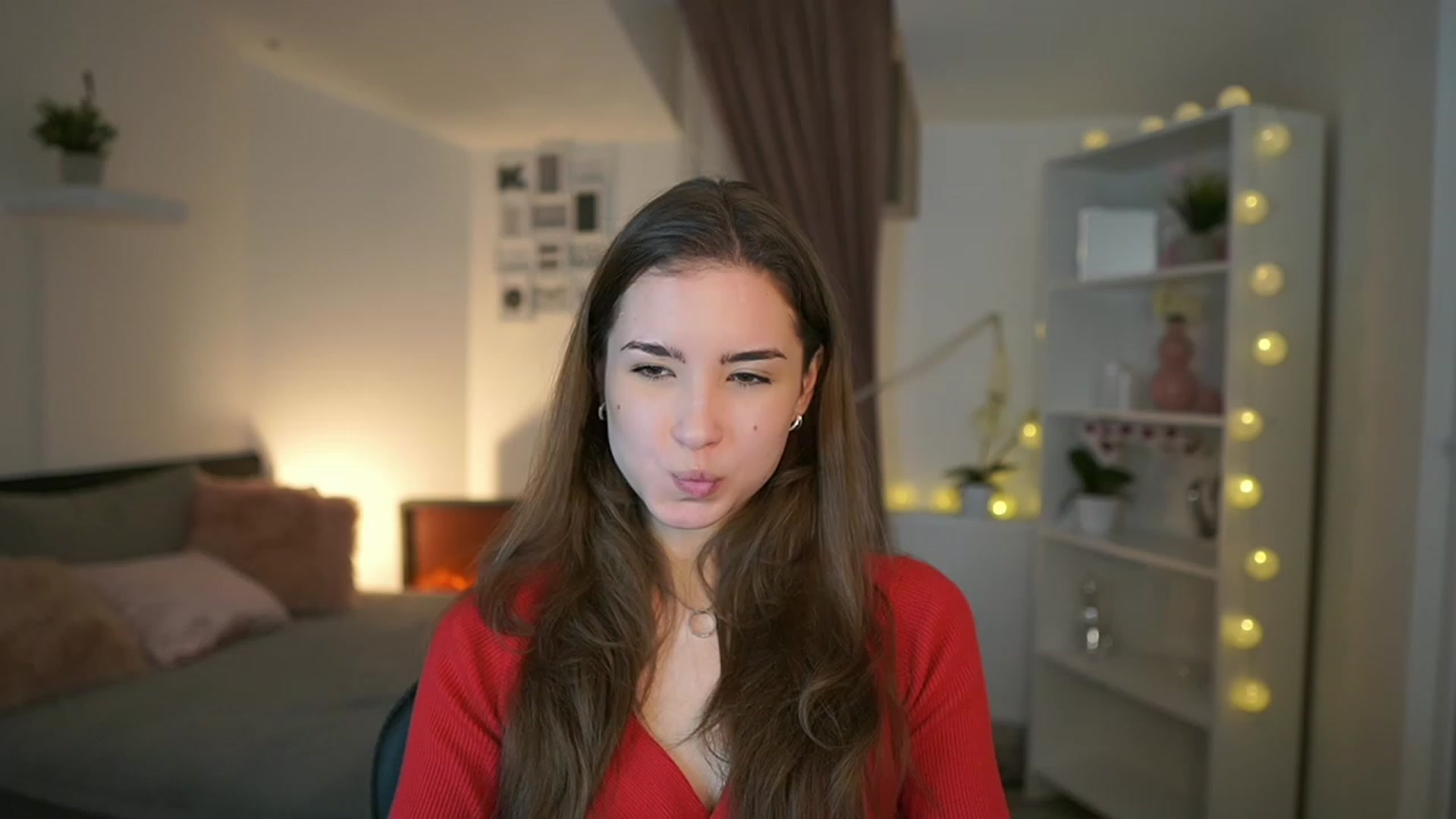 Gallery image thumbnail from Shy_jane's myfreecams stream on, 01/22/2023, 13:36 image 3 of 20