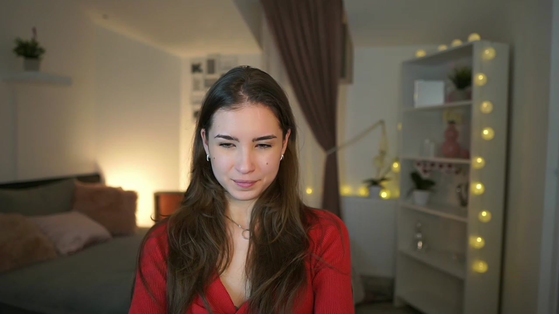 Gallery image thumbnail from Shy_jane's myfreecams stream on, 01/22/2023, 14:39 image 6 of 20