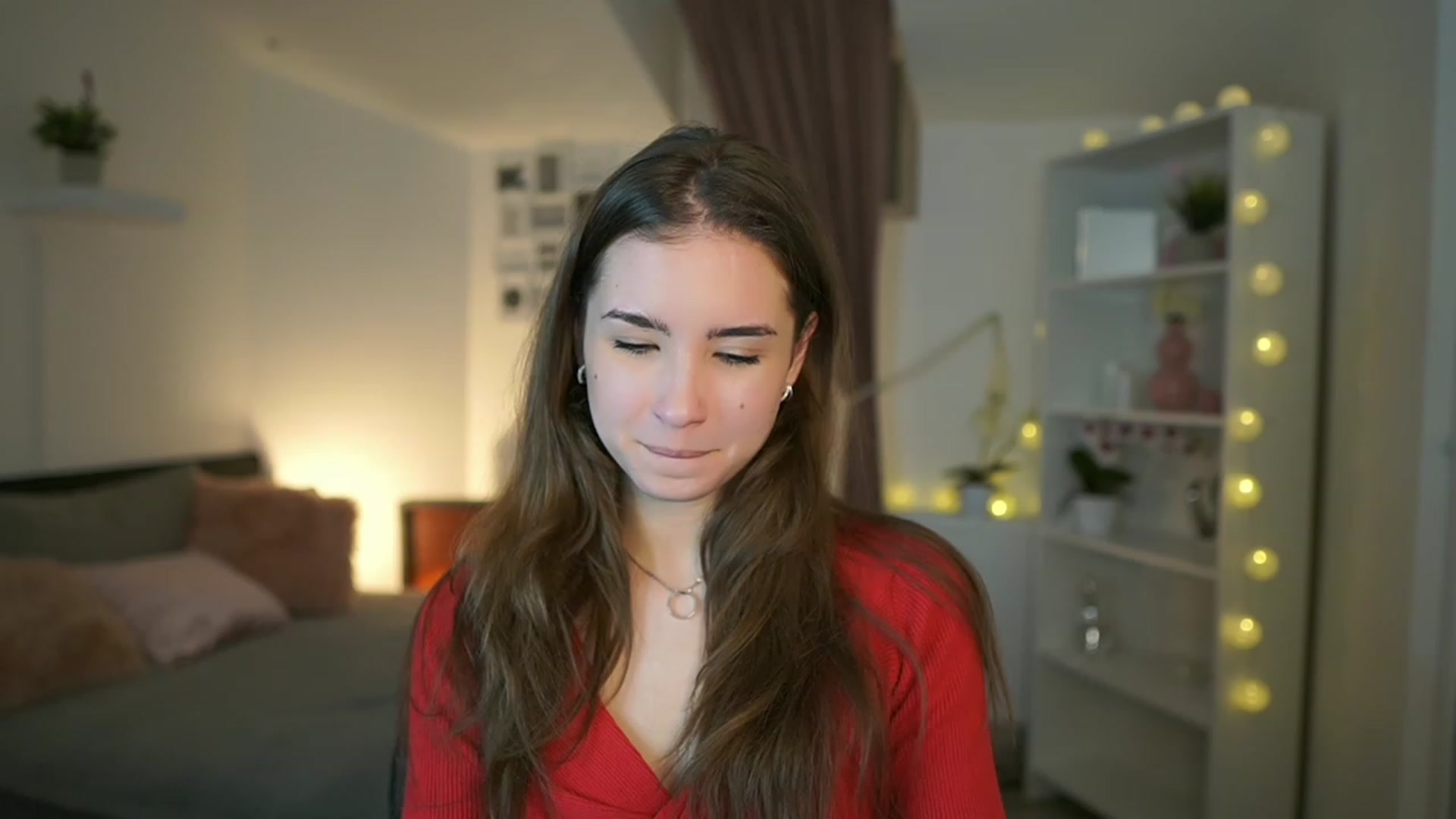Gallery image thumbnail from Shy_jane's myfreecams stream on, 01/22/2023, 14:39 image 10 of 20