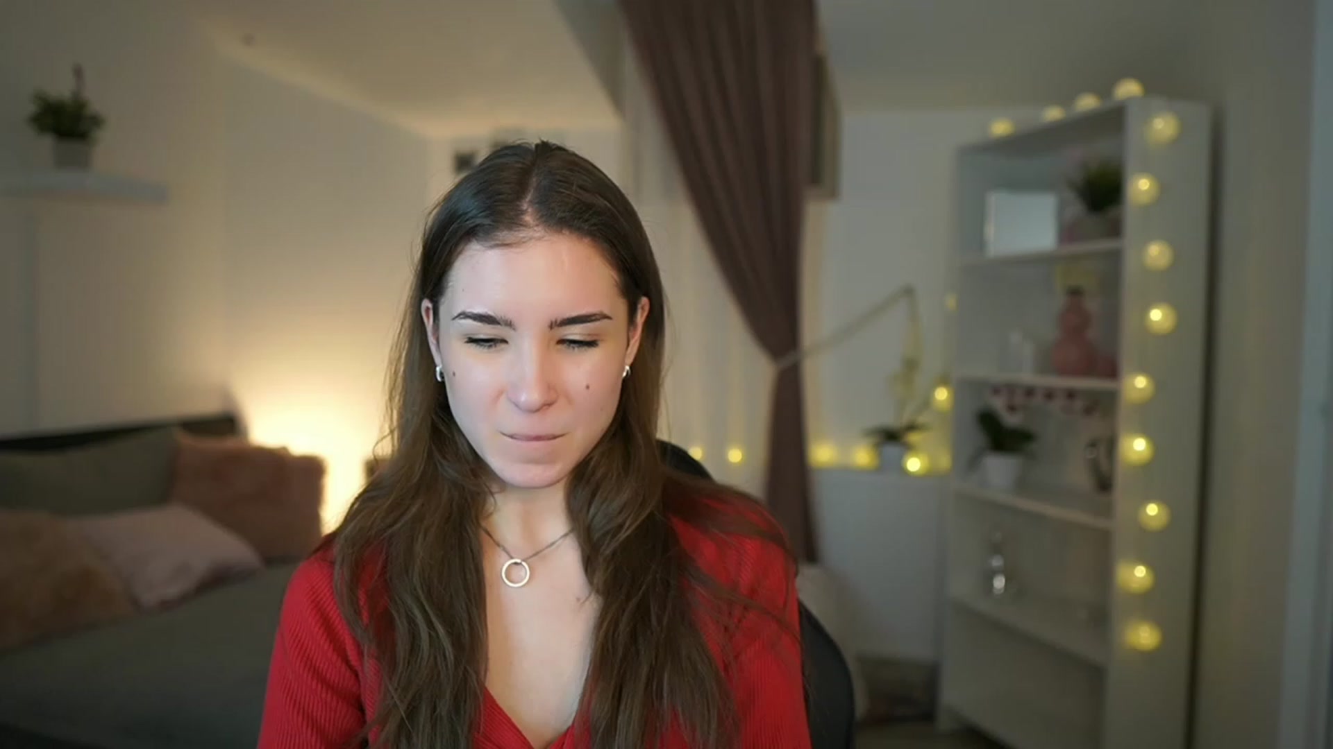 Gallery image thumbnail from Shy_jane's myfreecams stream on, 01/22/2023, 17:38 image 3 of 20