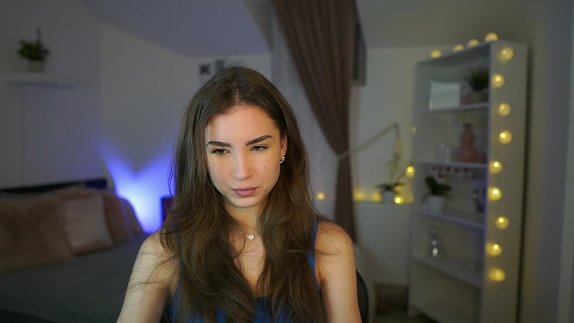 Gallery image thumbnail from Shy_jane's myfreecams stream on, 01/26/2023, 10:20 image 5 of 20