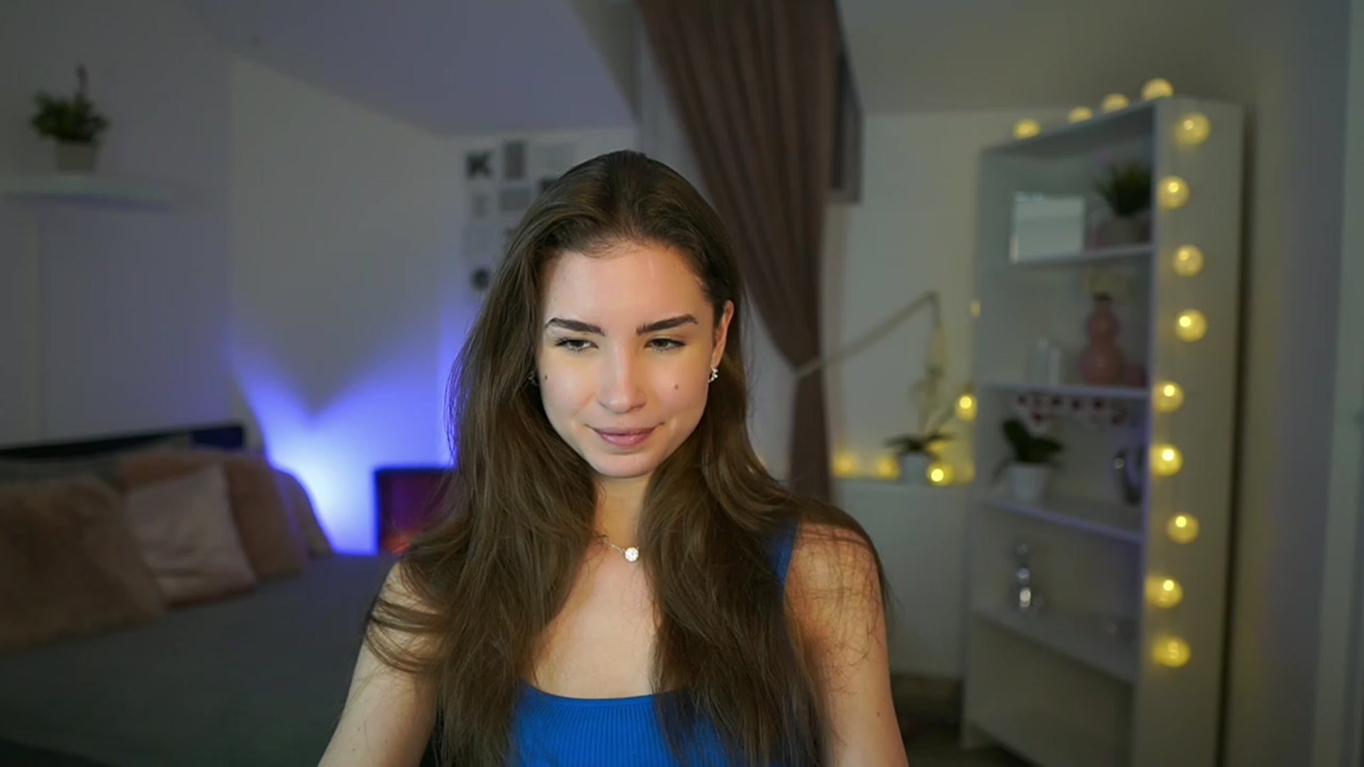 Gallery image thumbnail from Shy_jane's myfreecams stream on, 01/26/2023, 15:19 image 3 of 20