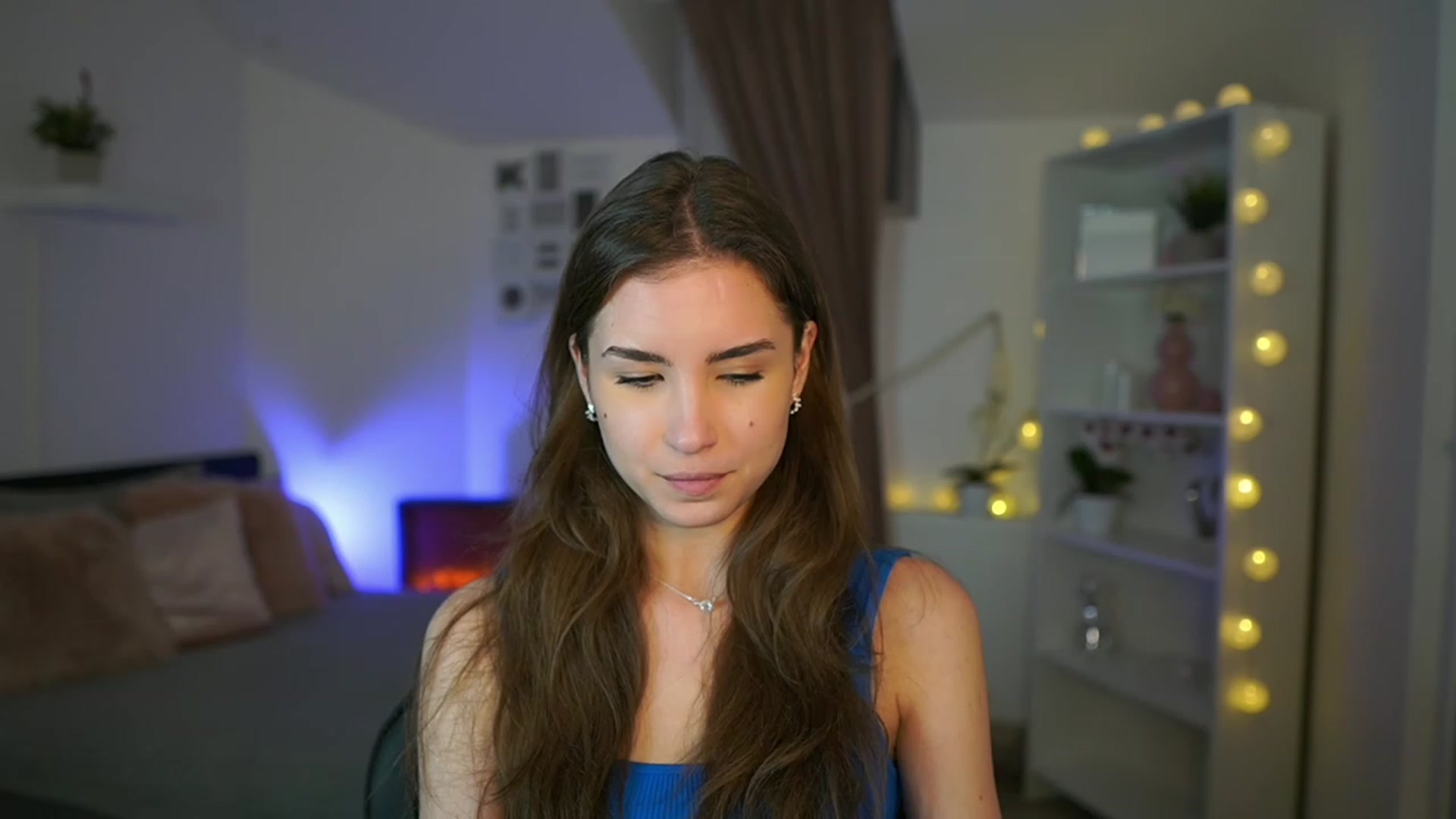 Gallery image thumbnail from Shy_jane's myfreecams stream on, 01/26/2023, 17:03 image 6 of 20