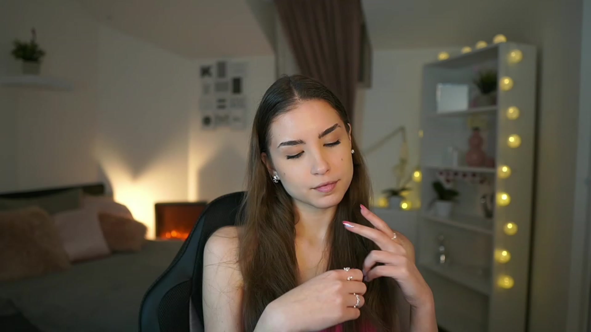 Gallery image thumbnail from Shy_jane's myfreecams stream on, 01/27/2023, 15:25 image 3 of 20