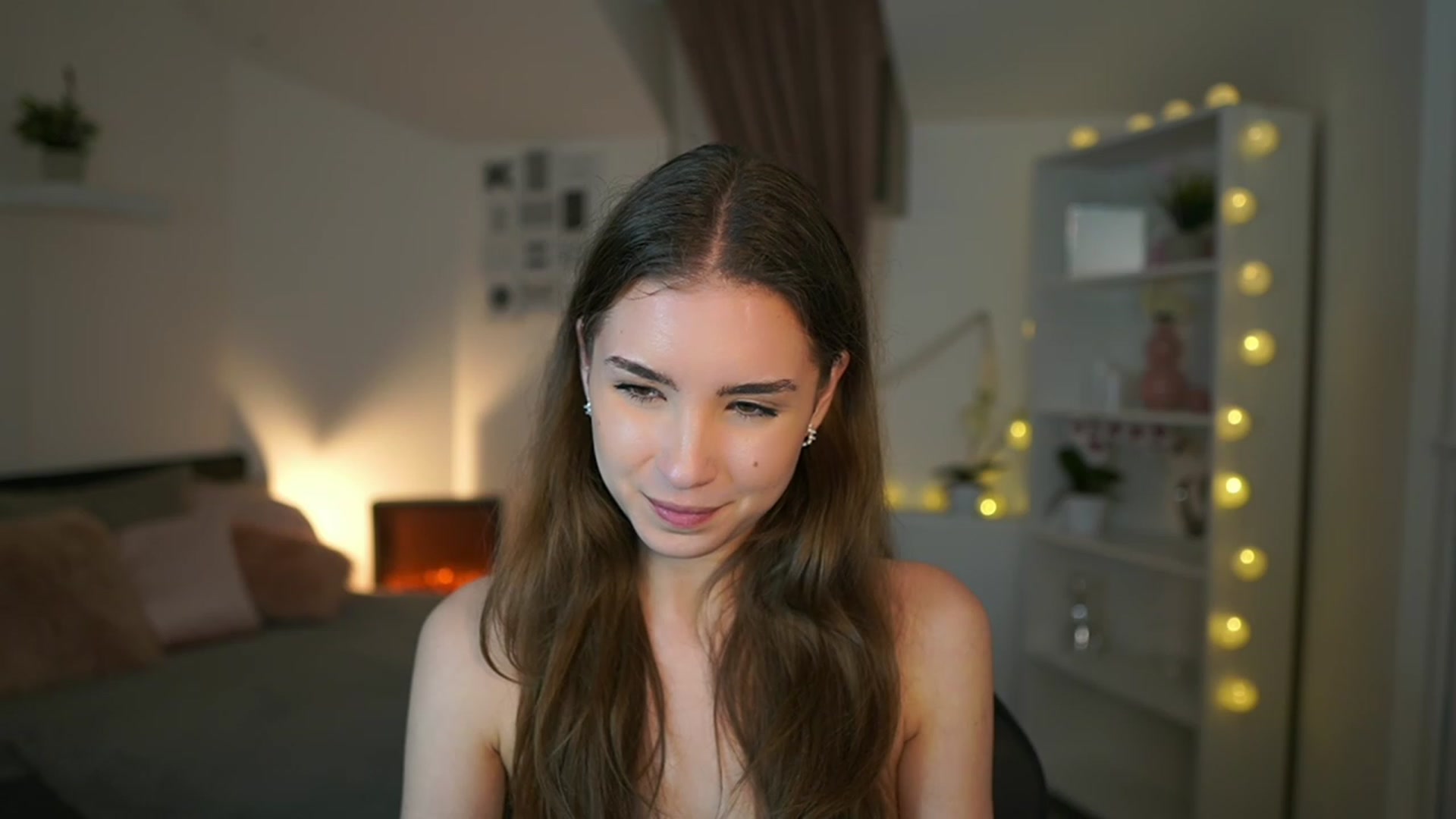 Gallery image thumbnail from Shy_jane's myfreecams stream on, 01/27/2023, 17:27 image 18 of 20