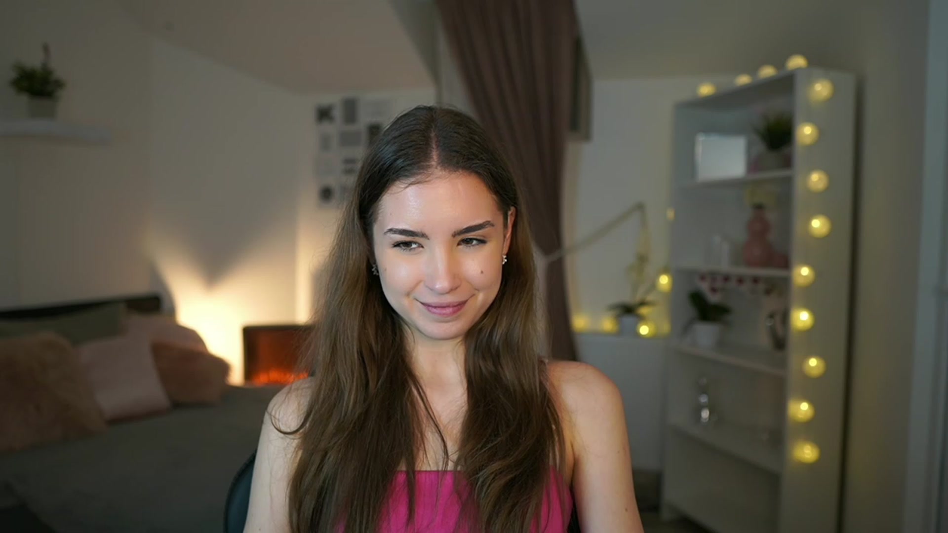 Gallery image thumbnail from Shy_jane's myfreecams stream on, 01/27/2023, 17:27 image 13 of 20