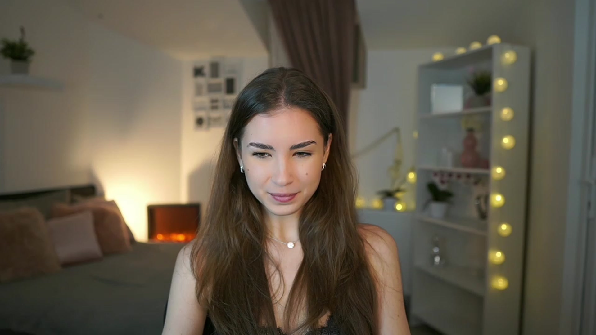 Gallery image thumbnail from Shy_jane's myfreecams stream on, 01/29/2023, 11:33 image 15 of 20