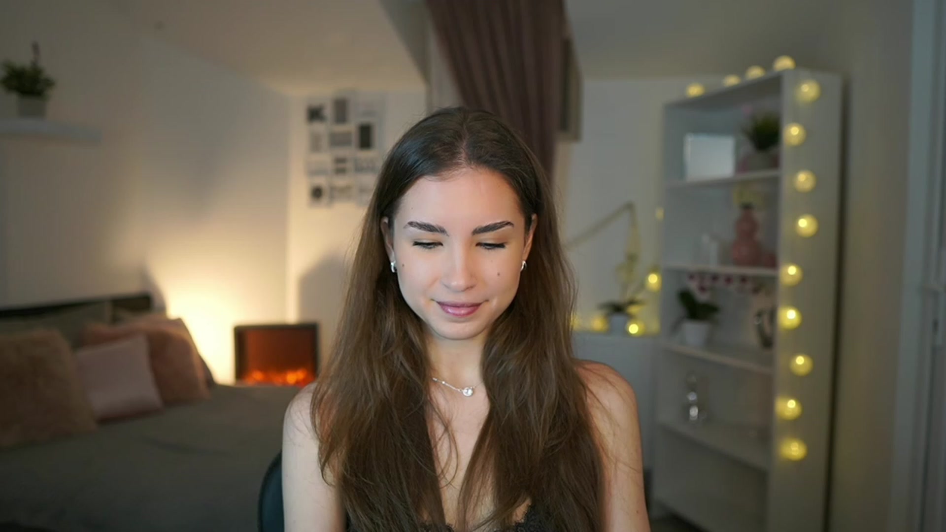 Gallery image thumbnail from Shy_jane's myfreecams stream on, 01/29/2023, 11:33 image 17 of 20
