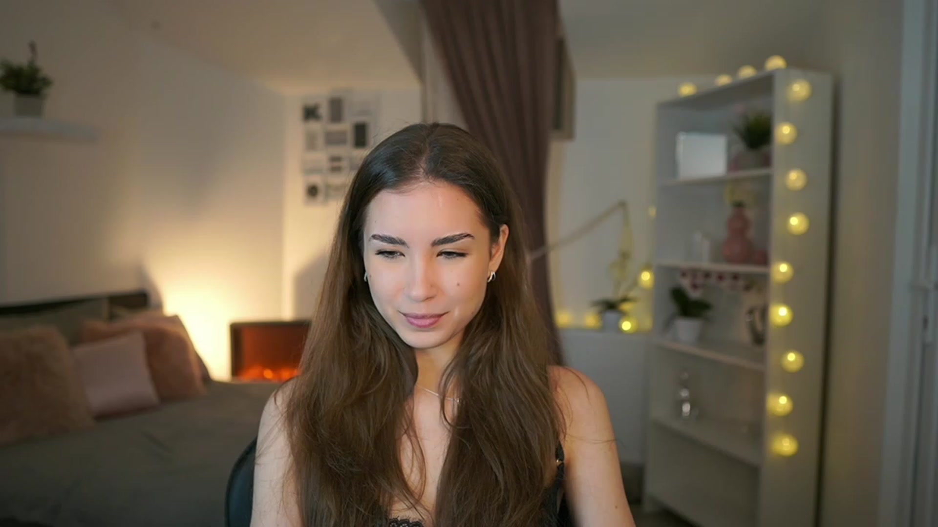 Gallery image thumbnail from Shy_jane's myfreecams stream on, 01/29/2023, 11:33 image 6 of 20